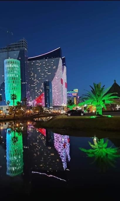 AWESOME flat-14 floor with SEA and MOUNTAINS view view 4