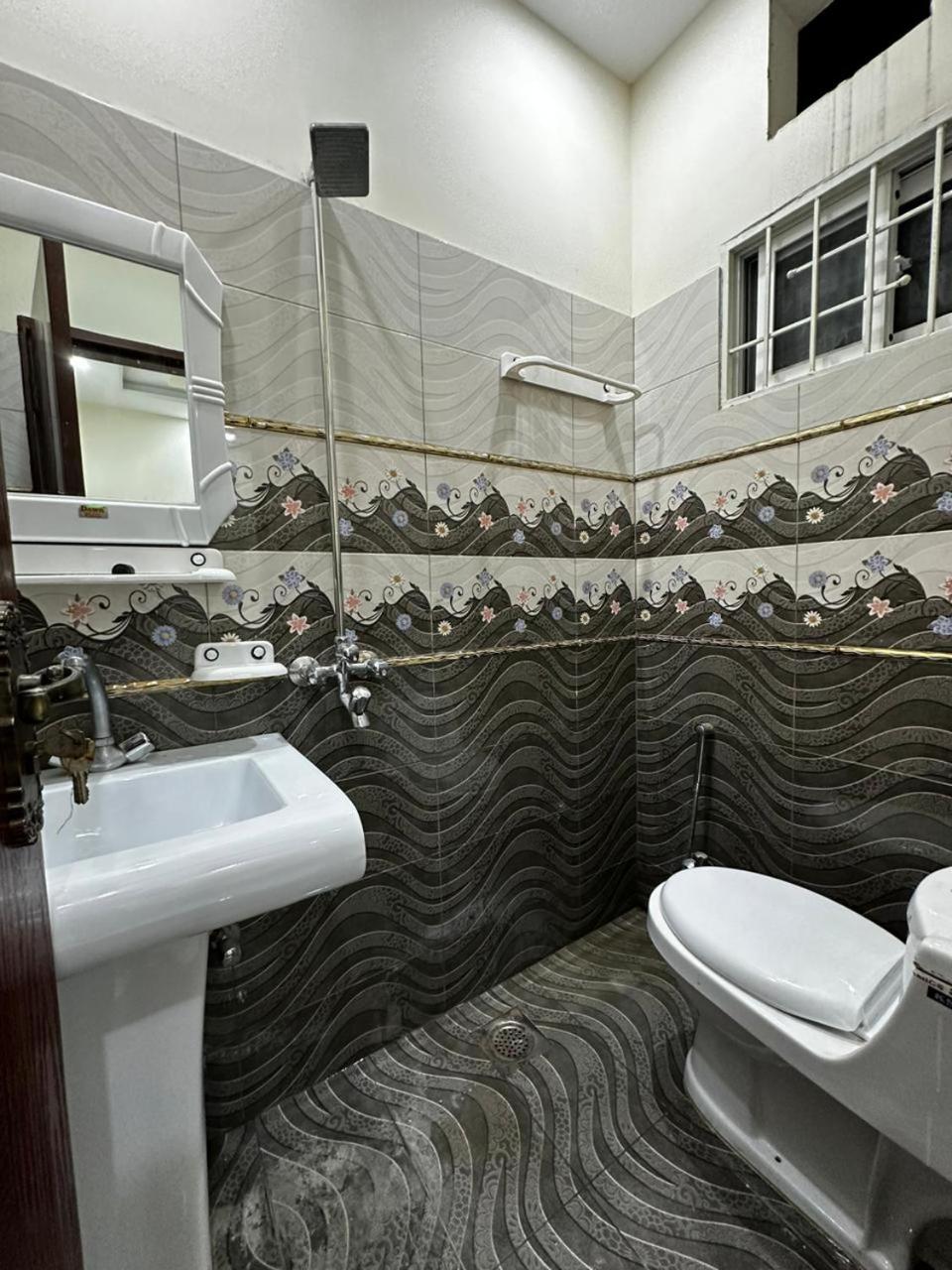 Elite Apartments