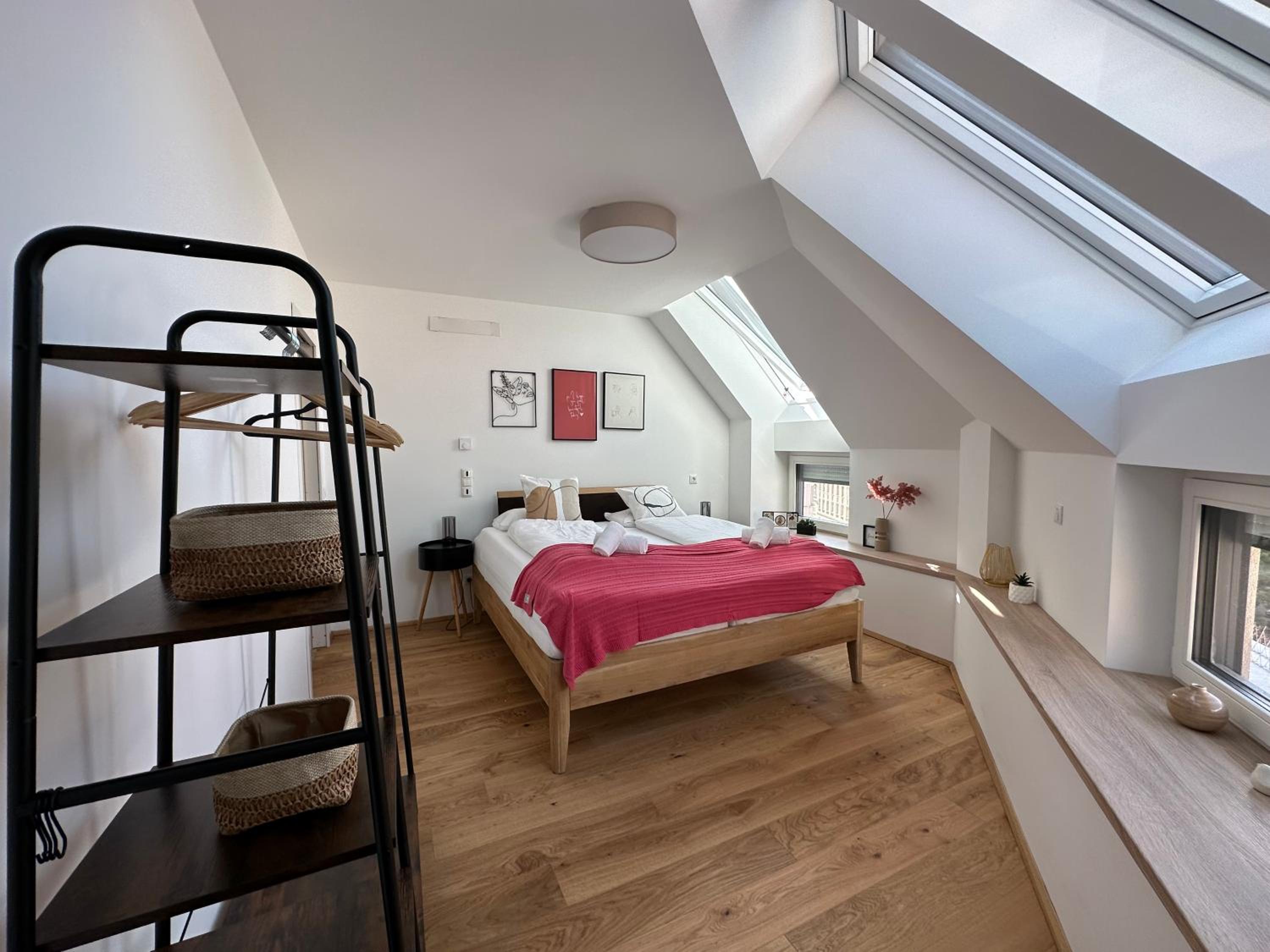 FeelHome-Ausblick-4 Gäste-WiFi-SmartTV