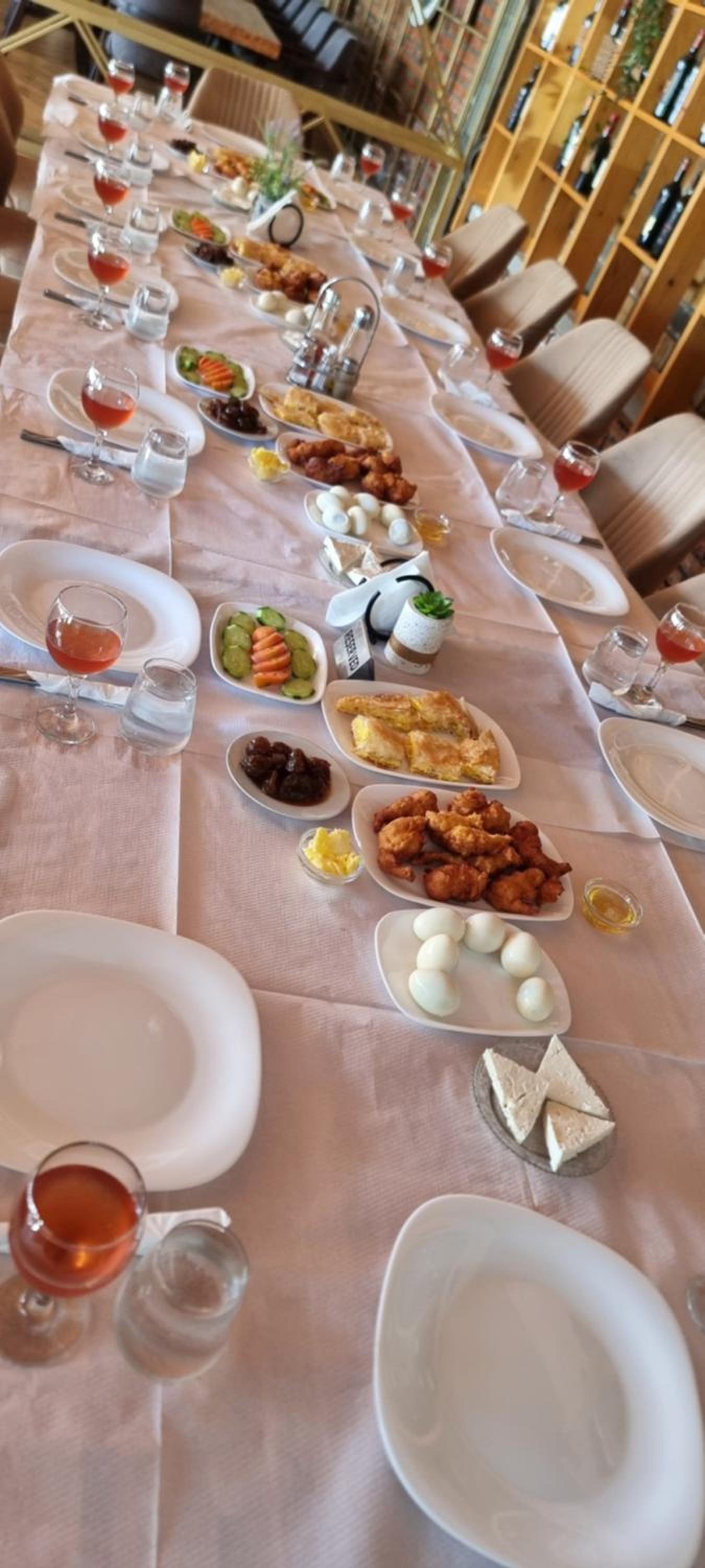 Salillari Guest house & Restaurant