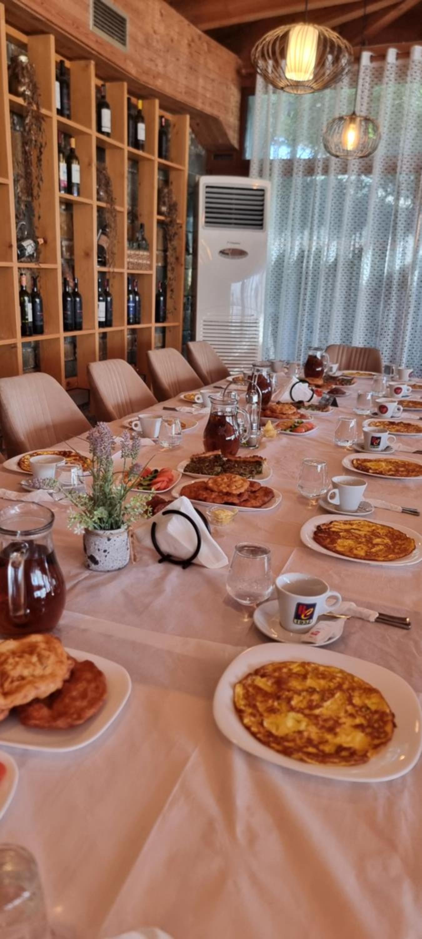 Salillari Guest house & Restaurant