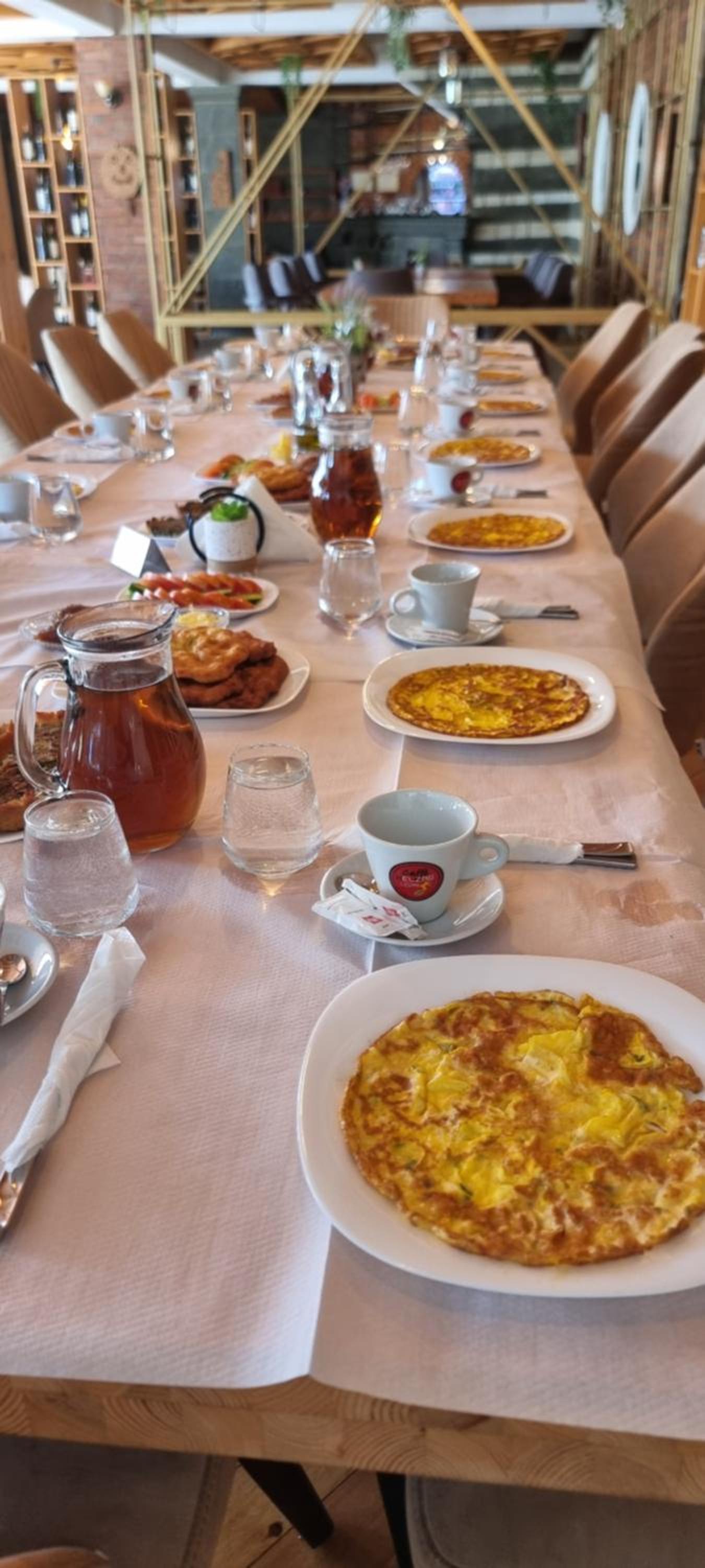 Salillari Guest house & Restaurant