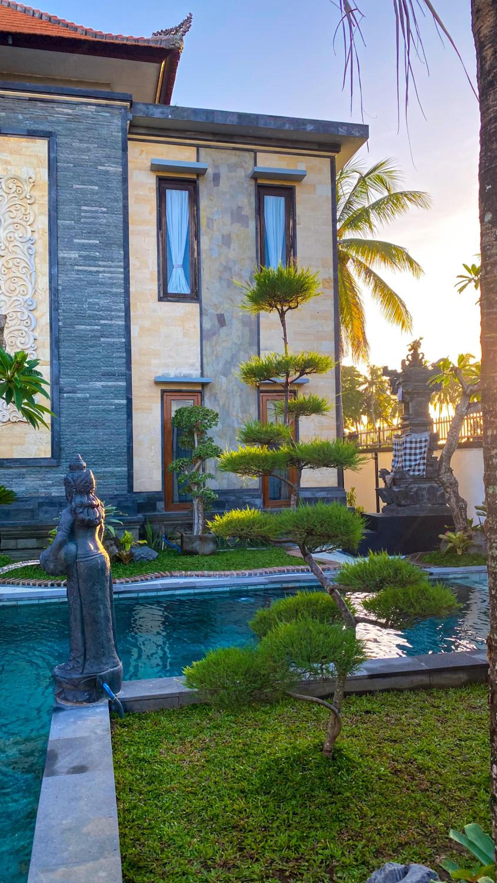 Krishna purnama villa sukawati