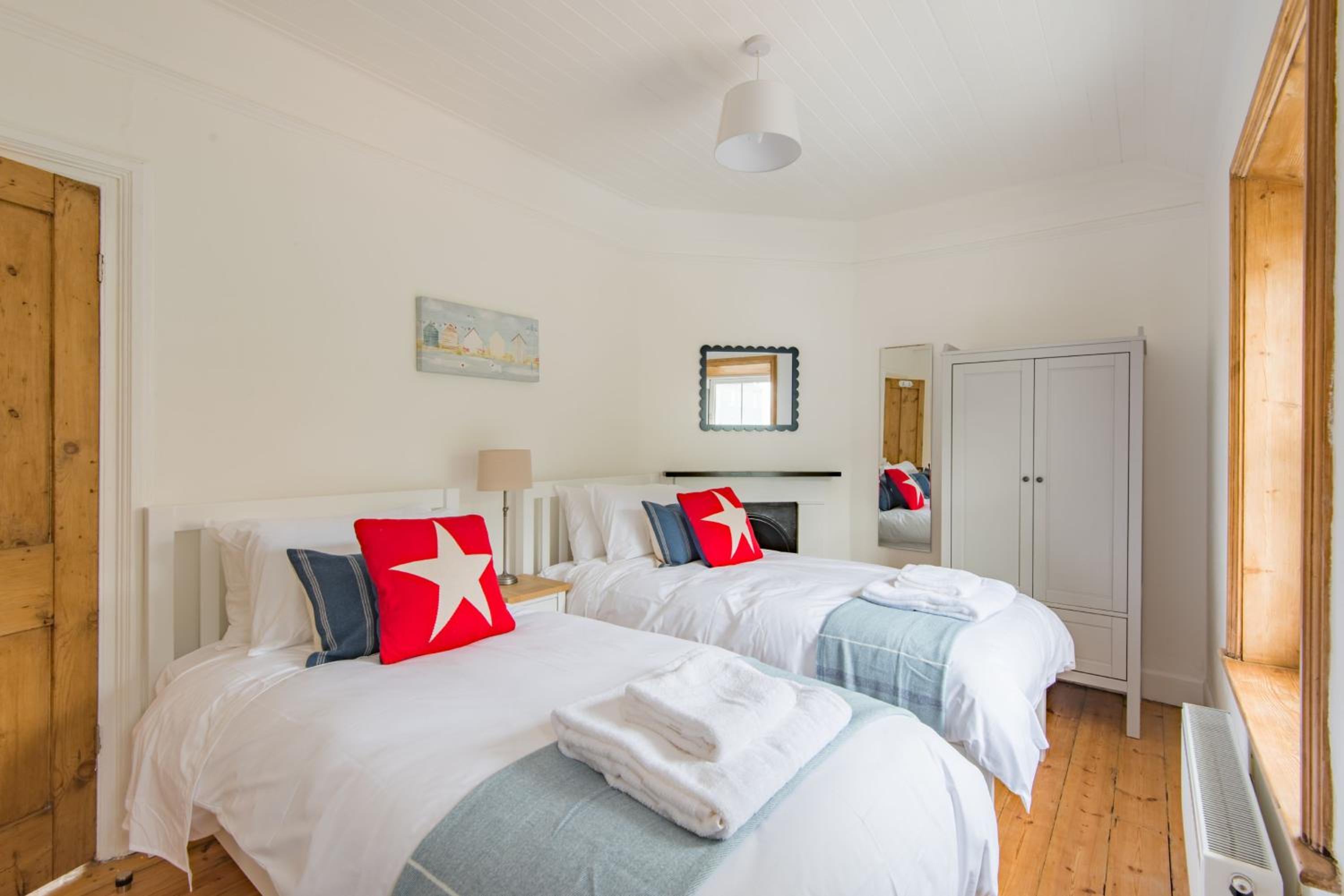 Sea Spray Cottage by Bloom Stays
