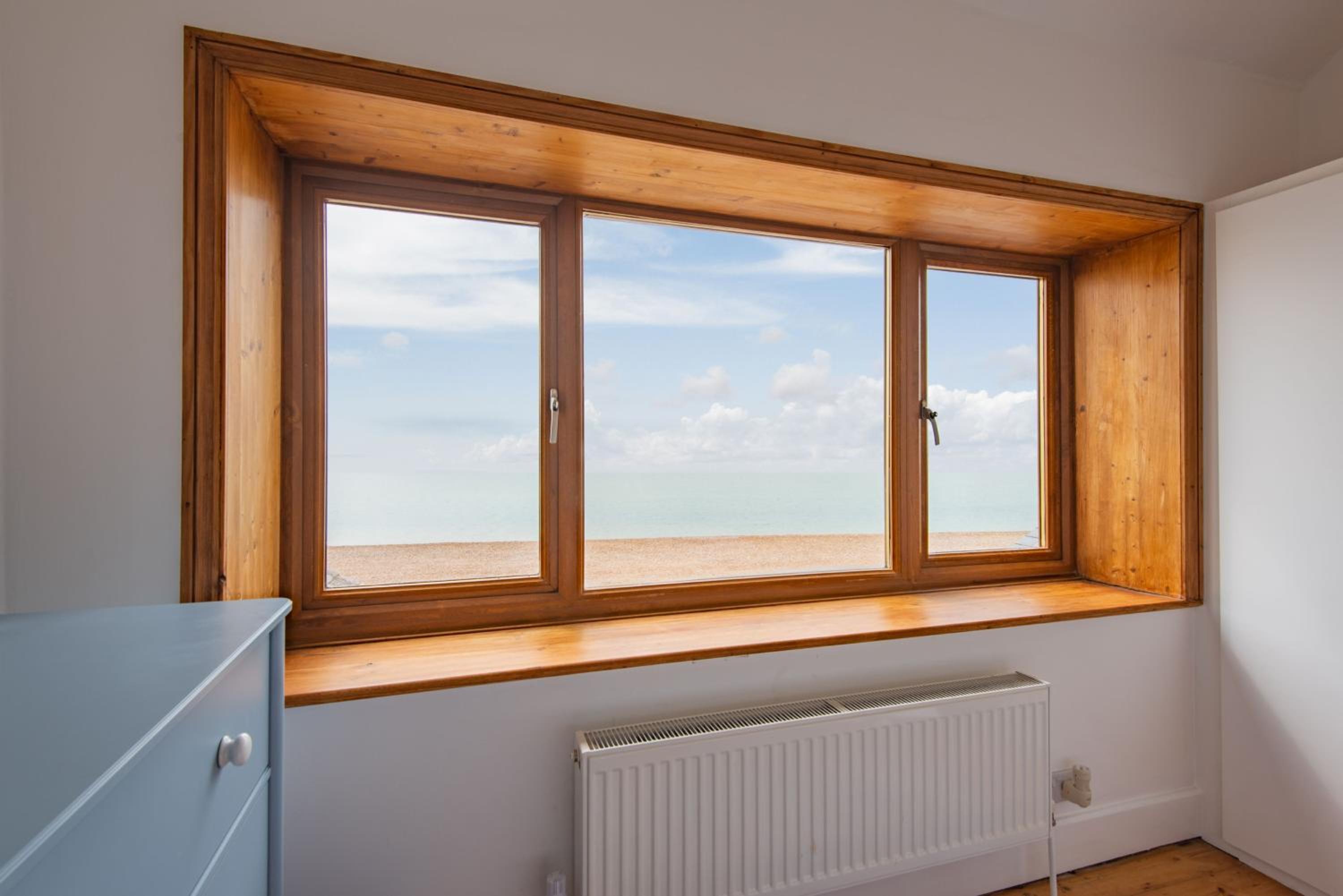 Sea Spray Cottage by Bloom Stays