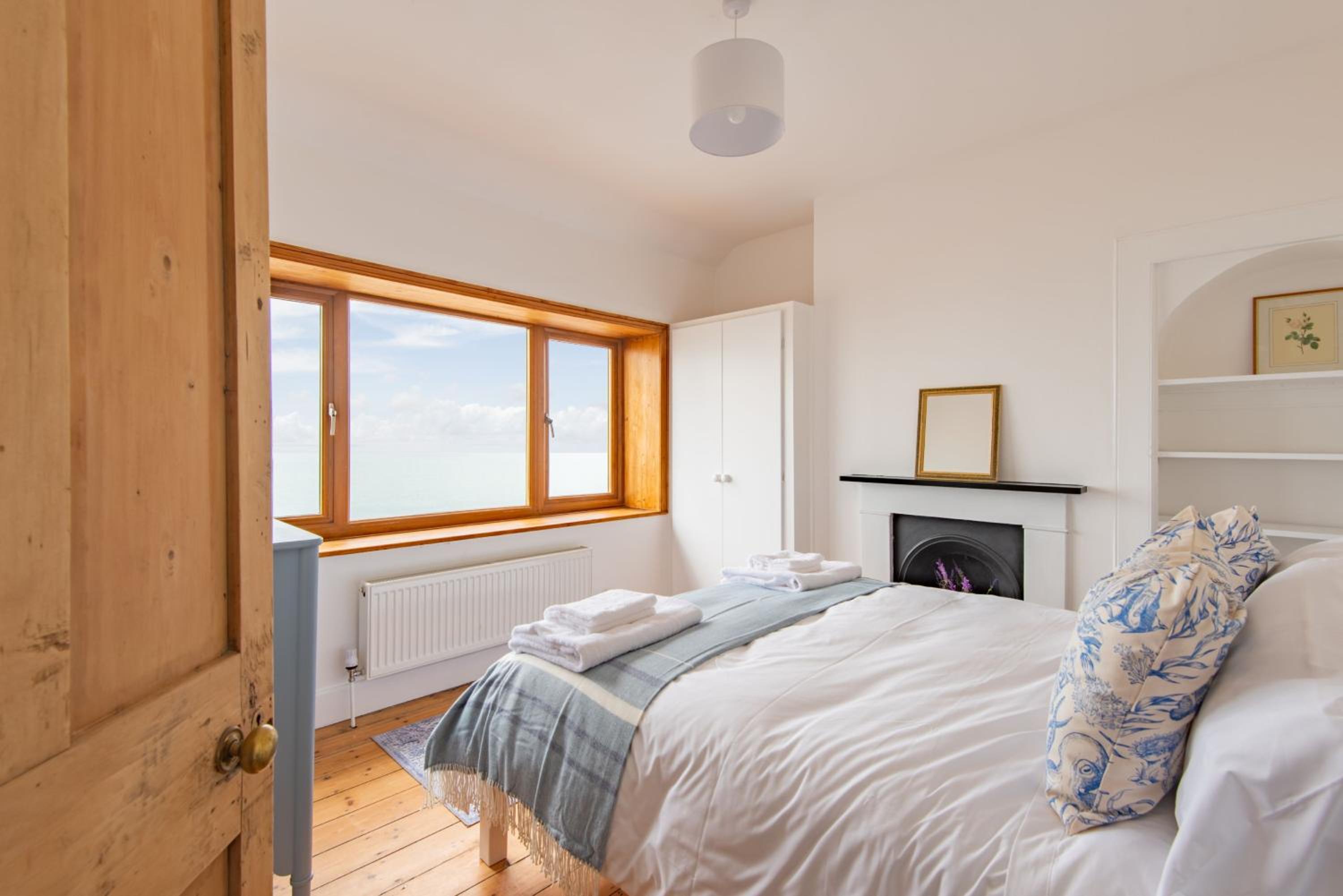 Sea Spray Cottage by Bloom Stays