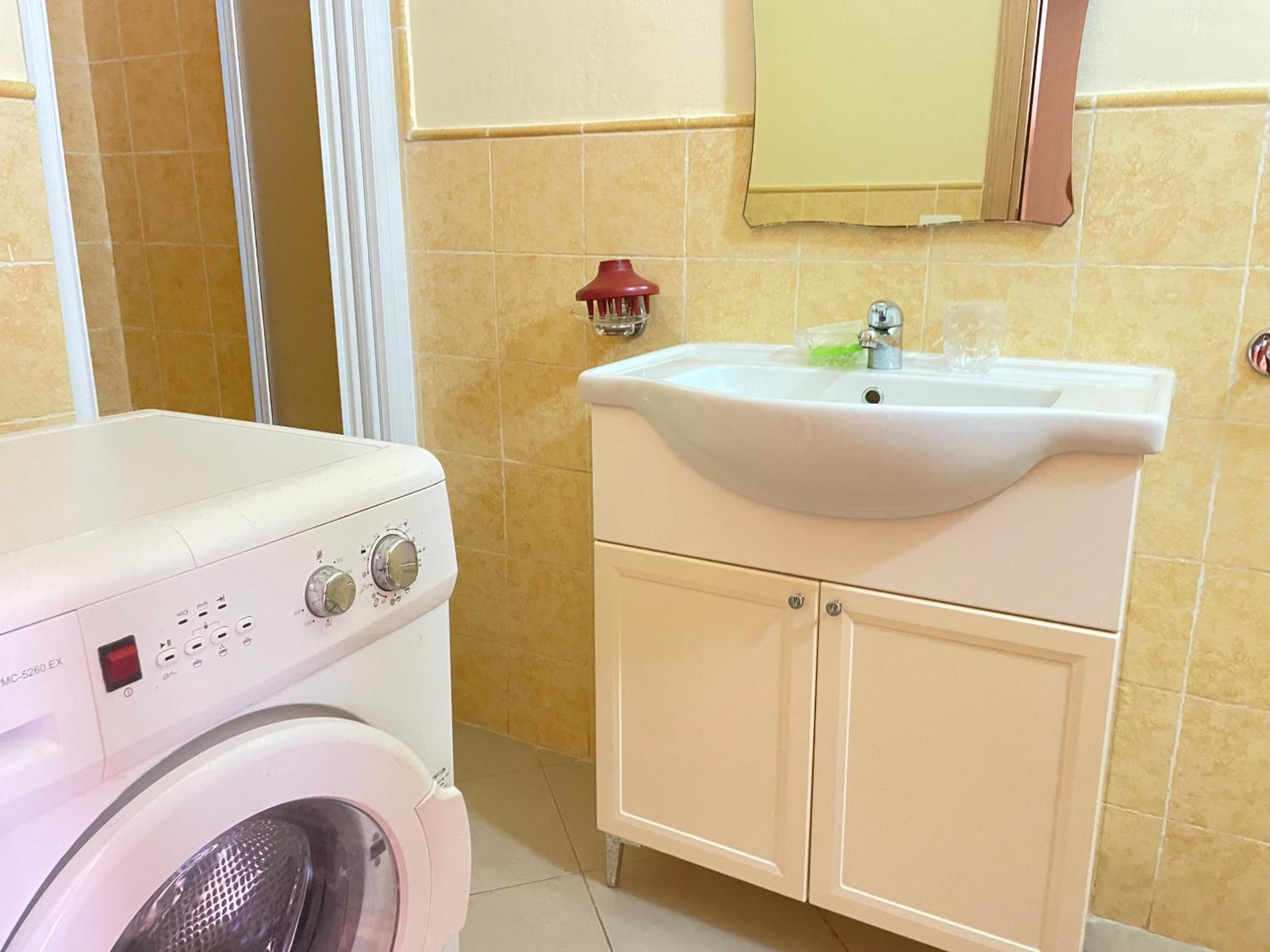 Moradias C12 nice apartment in a residence with pool and security