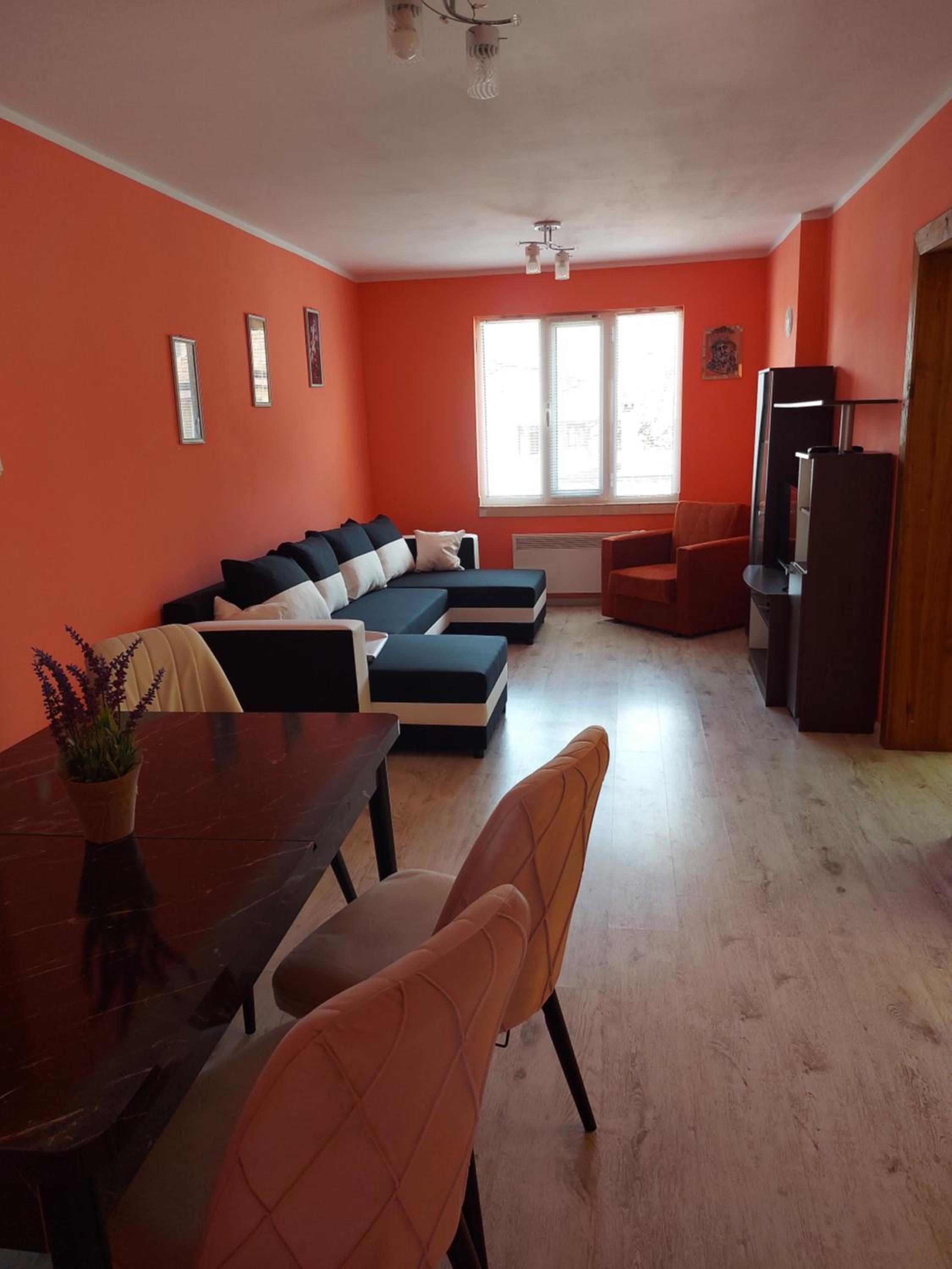 Viktoria House