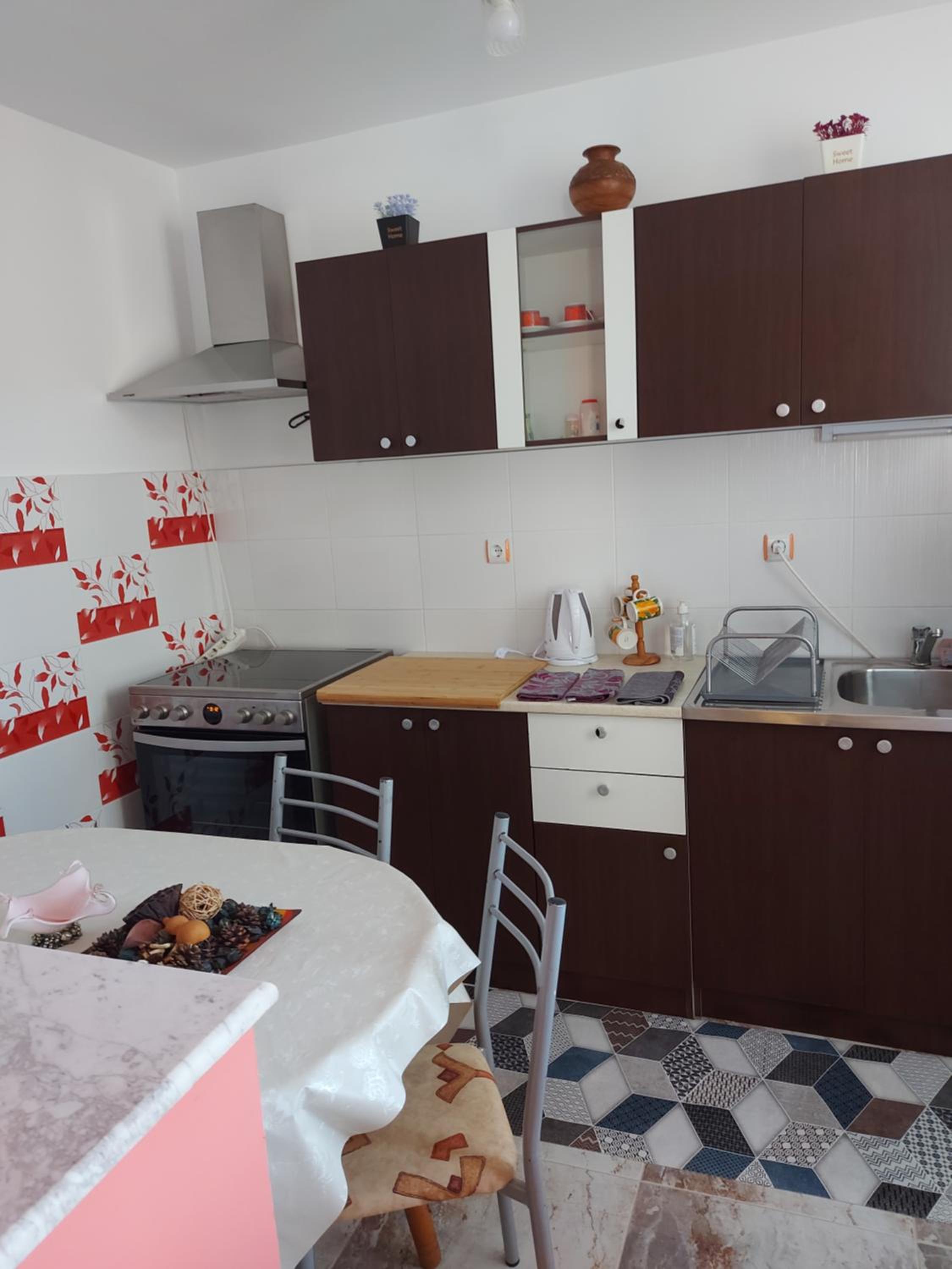 Viktoria House