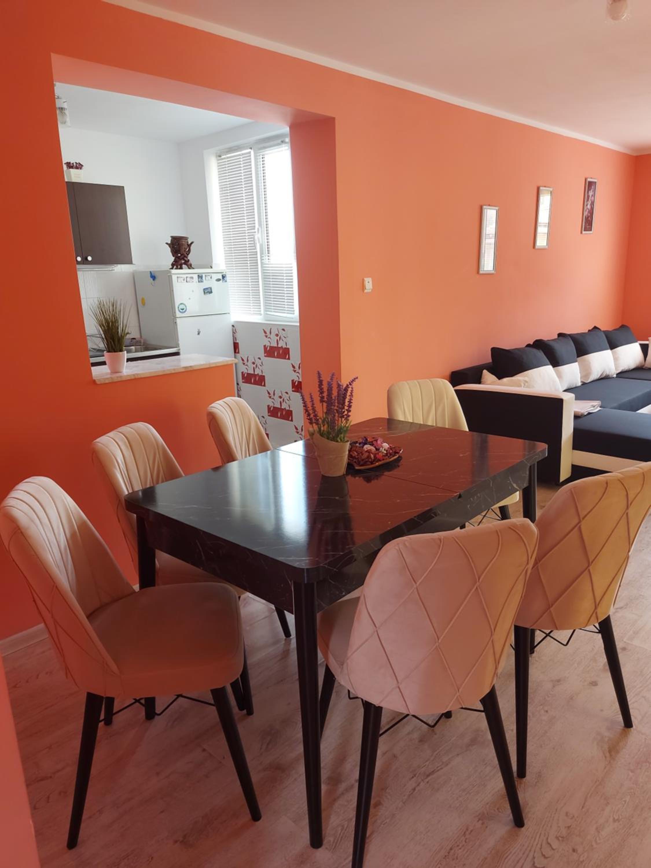 Viktoria House