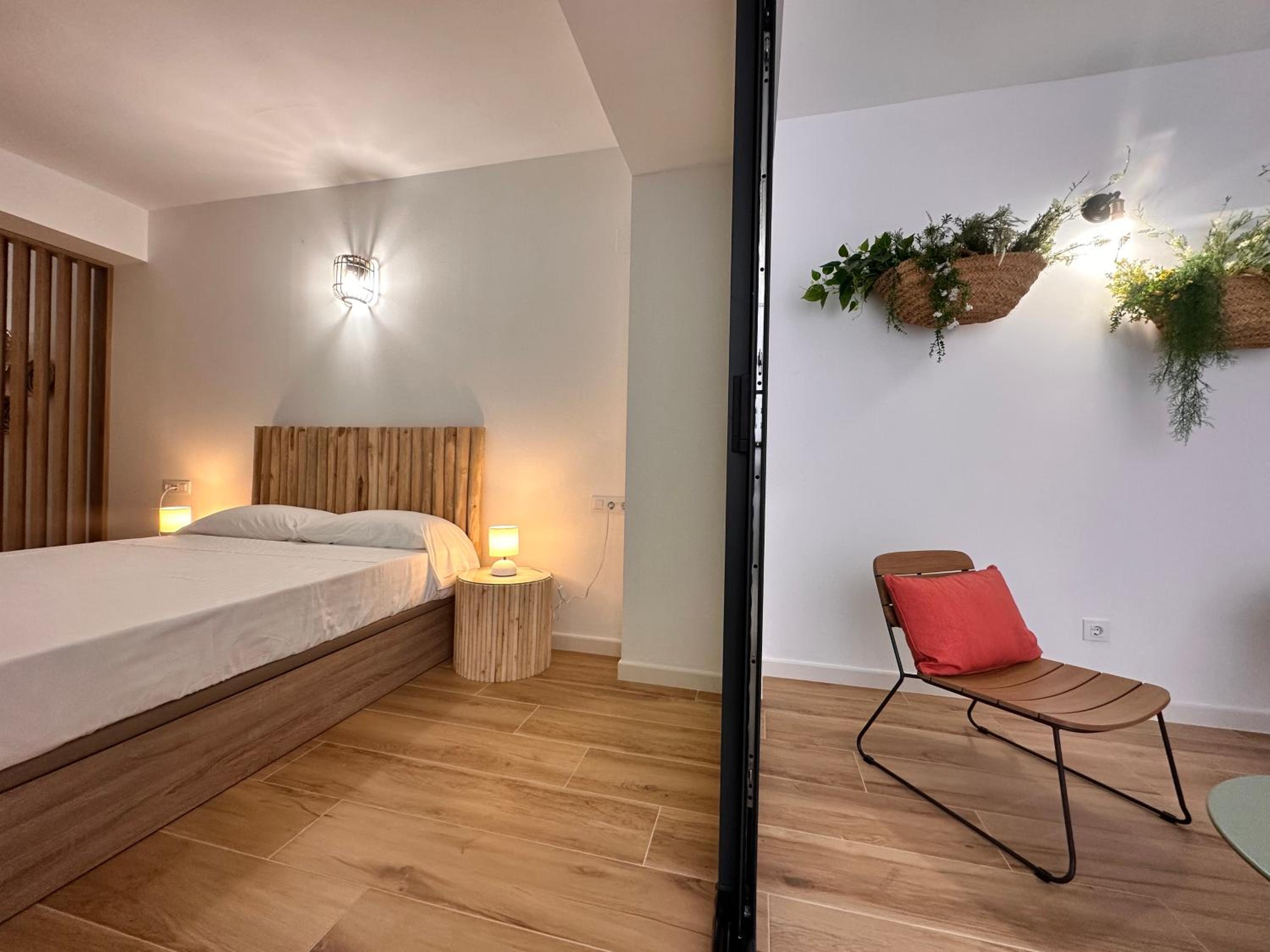 Valencia & Suites Ayora view 2