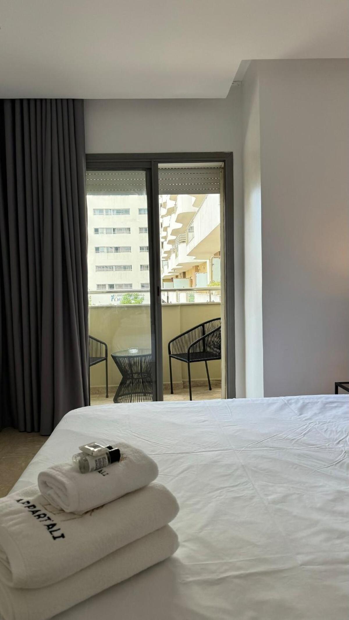 Dreamy 3BR with Terrace -AppartAli Luxury Platform photo 5