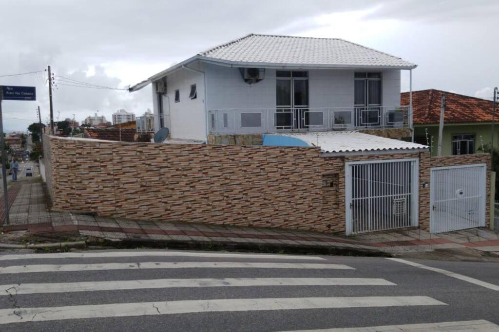 Apto com piscina em Floripa - Continente