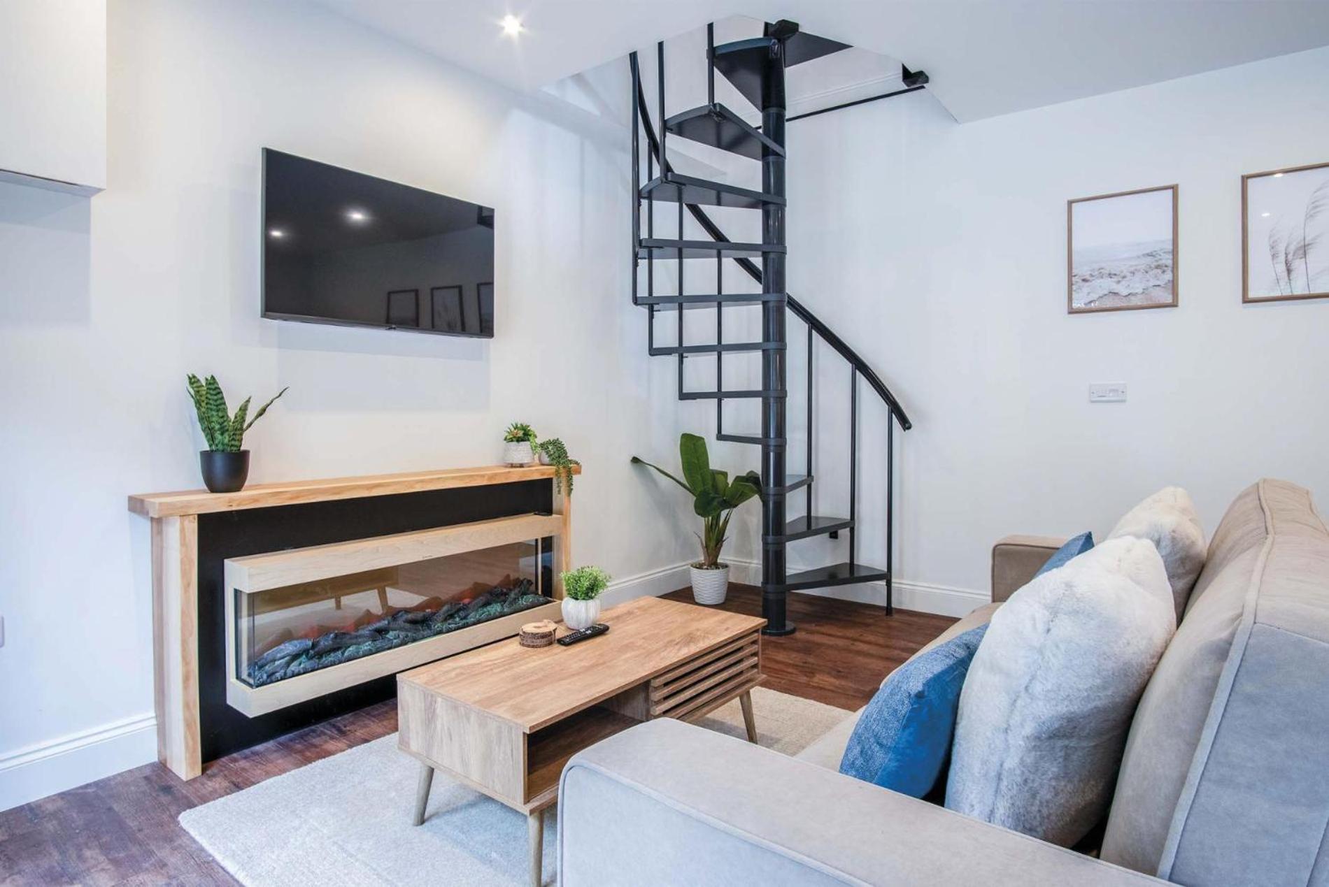 The Carthouse - 1 Bedroom Cottage - Princes Gate view 4