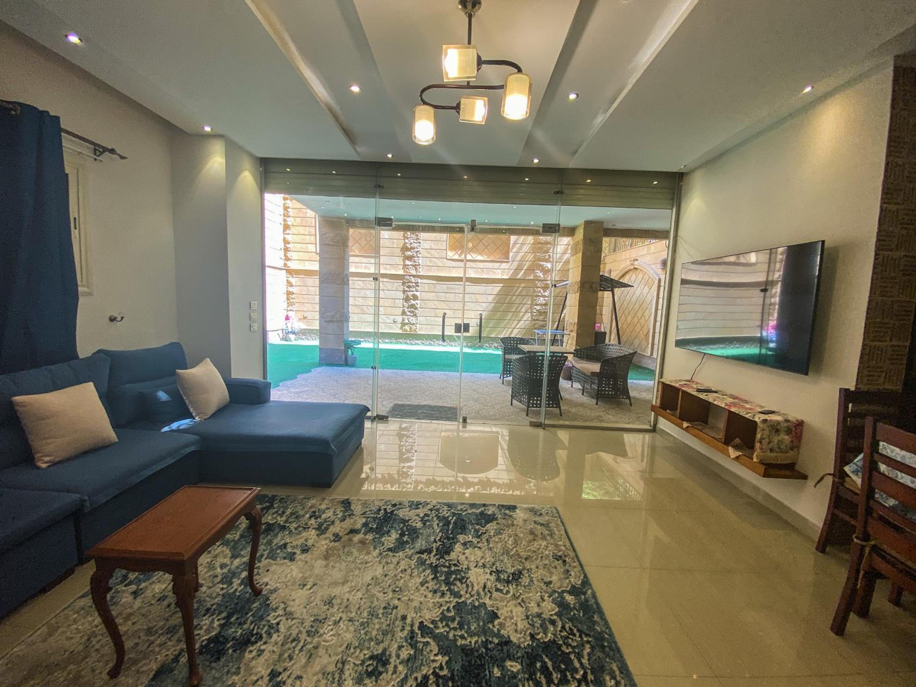 Comfy Basement Apartment with Private Patio and Garden
