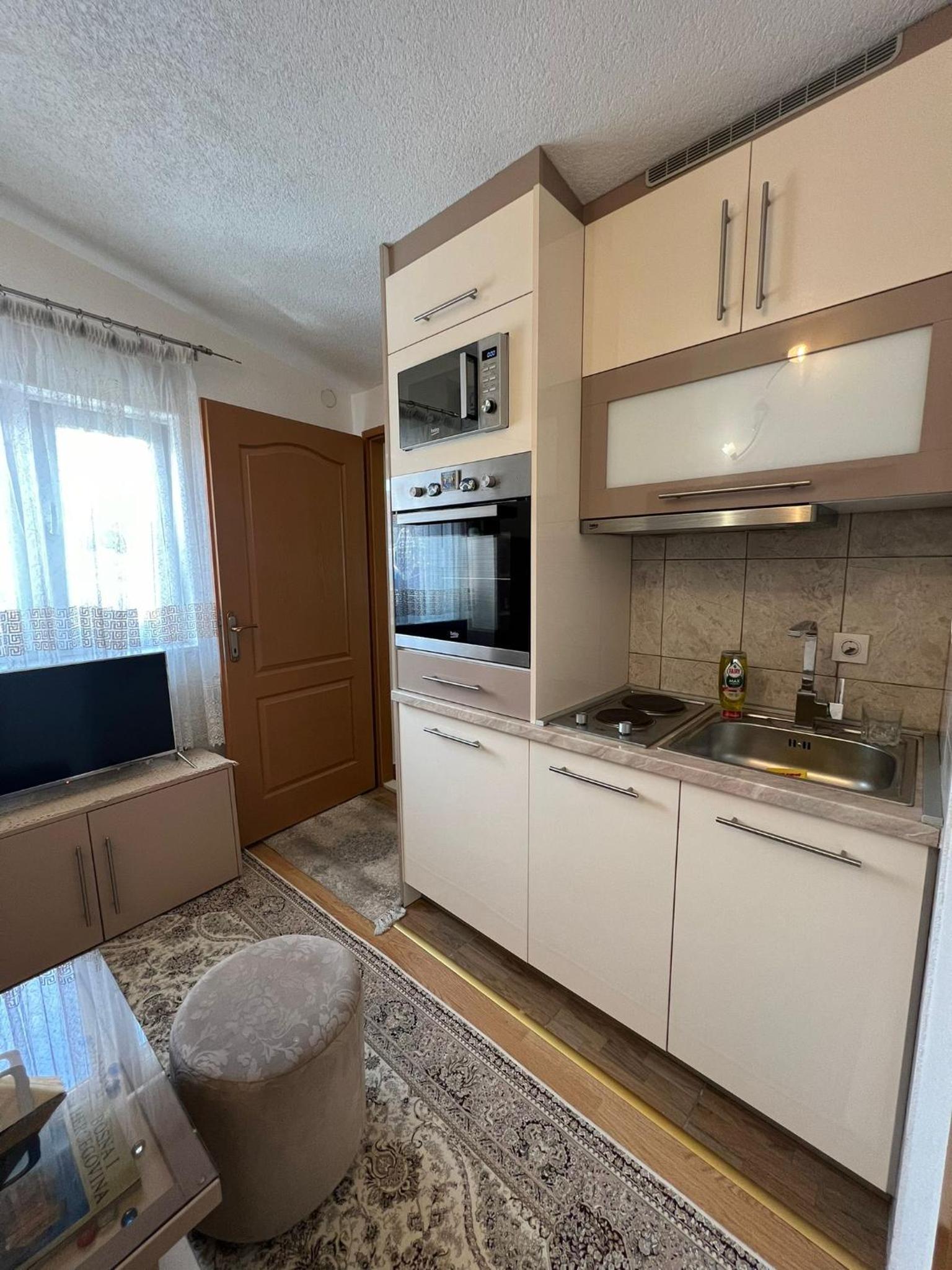 Silver Apartment near Old town Mostar