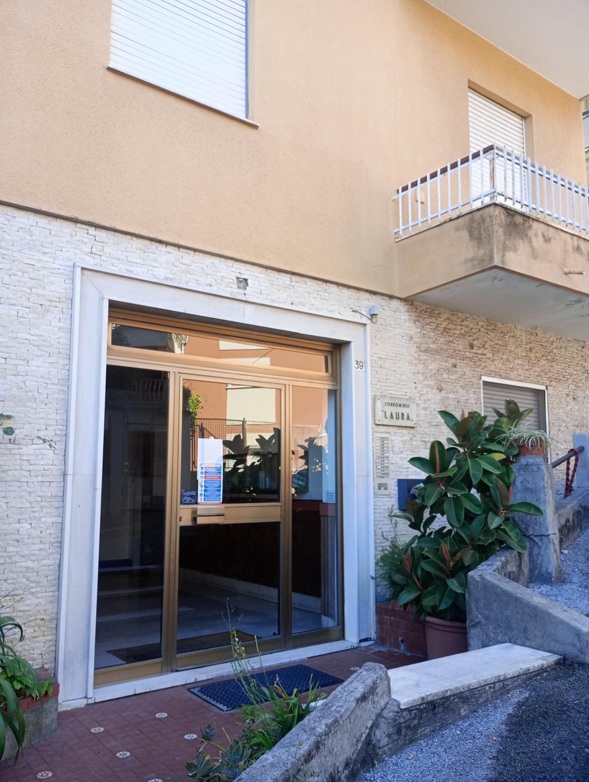 Rapallino house