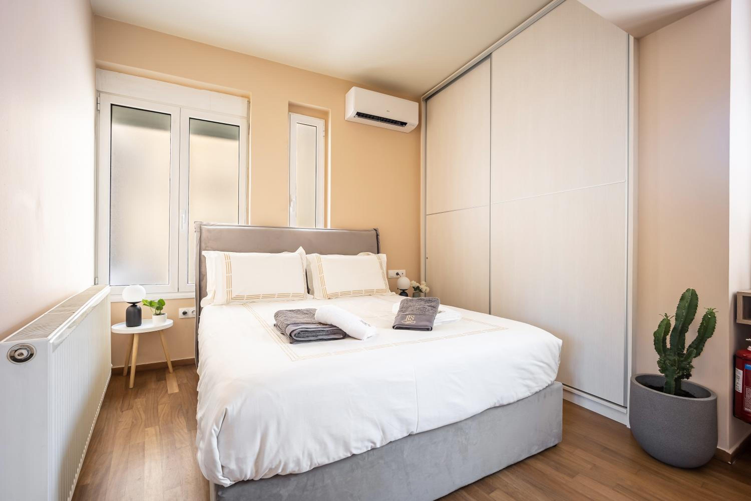 Oasis Athens - Boutique Suites