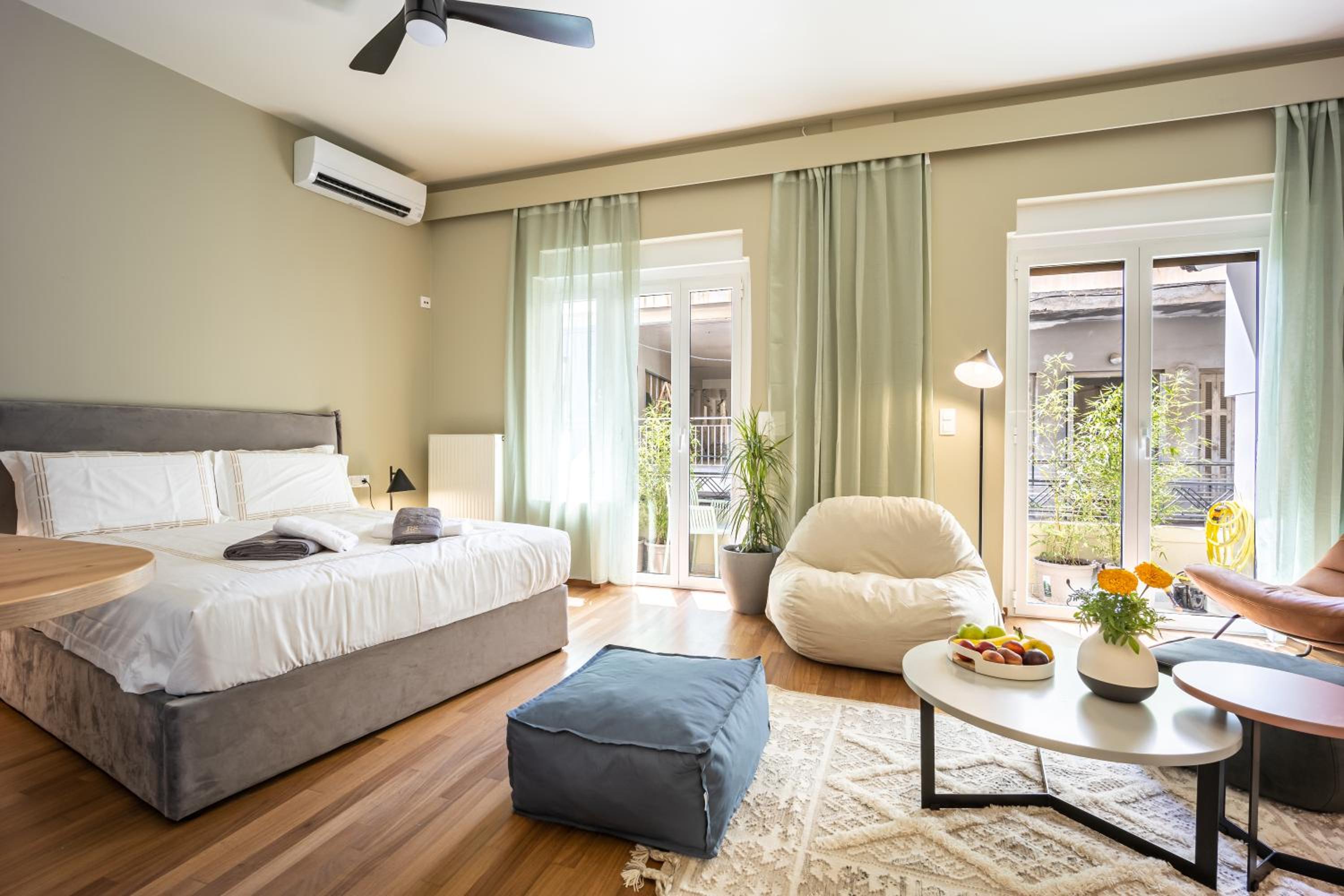 Oasis Athens - Boutique Suites