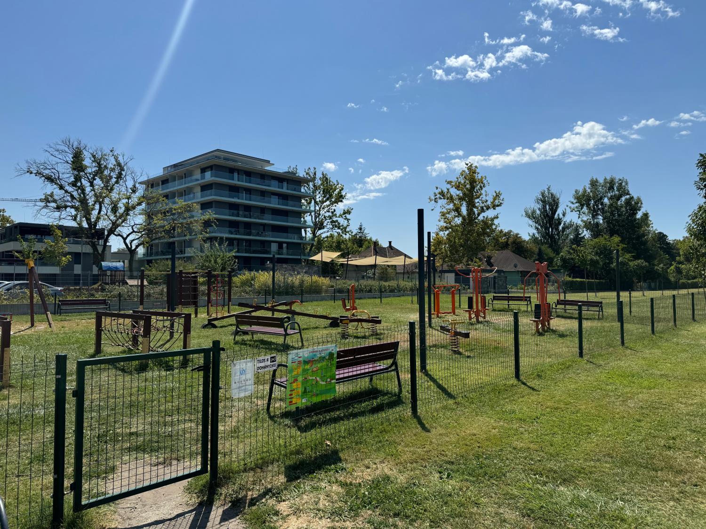 Lelle Resort Apartman