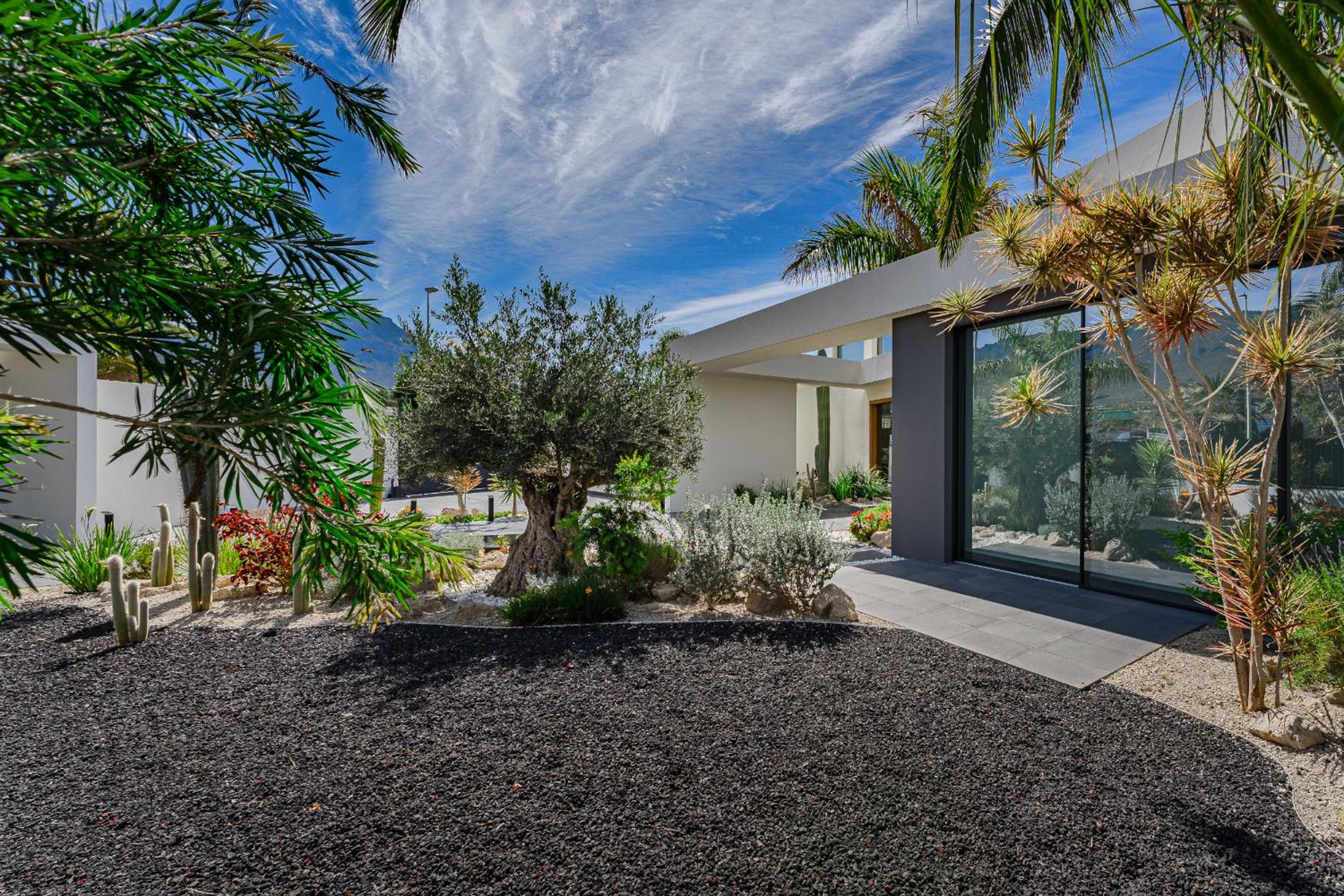 Villa Volcano