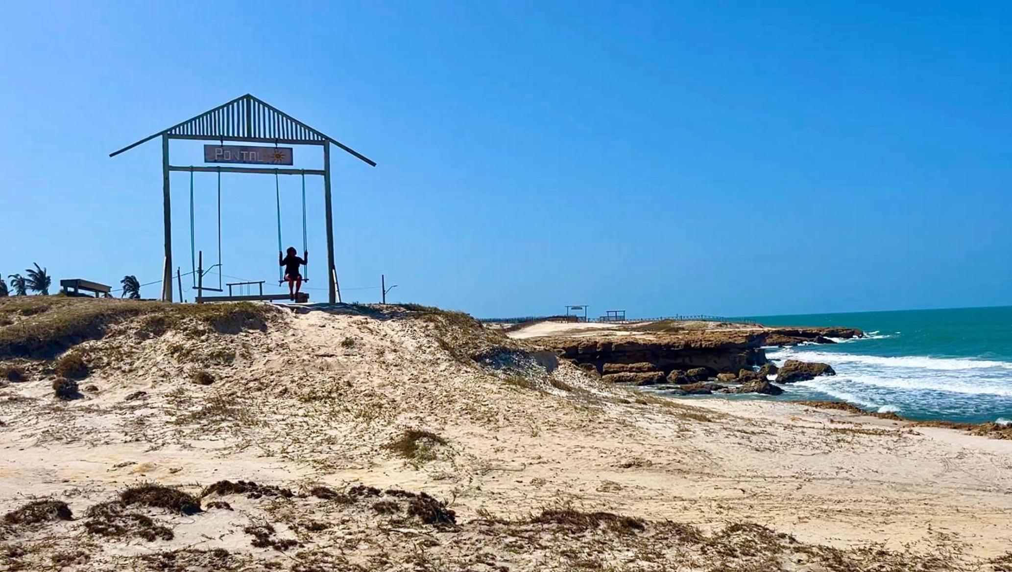 Villa Caju Knots