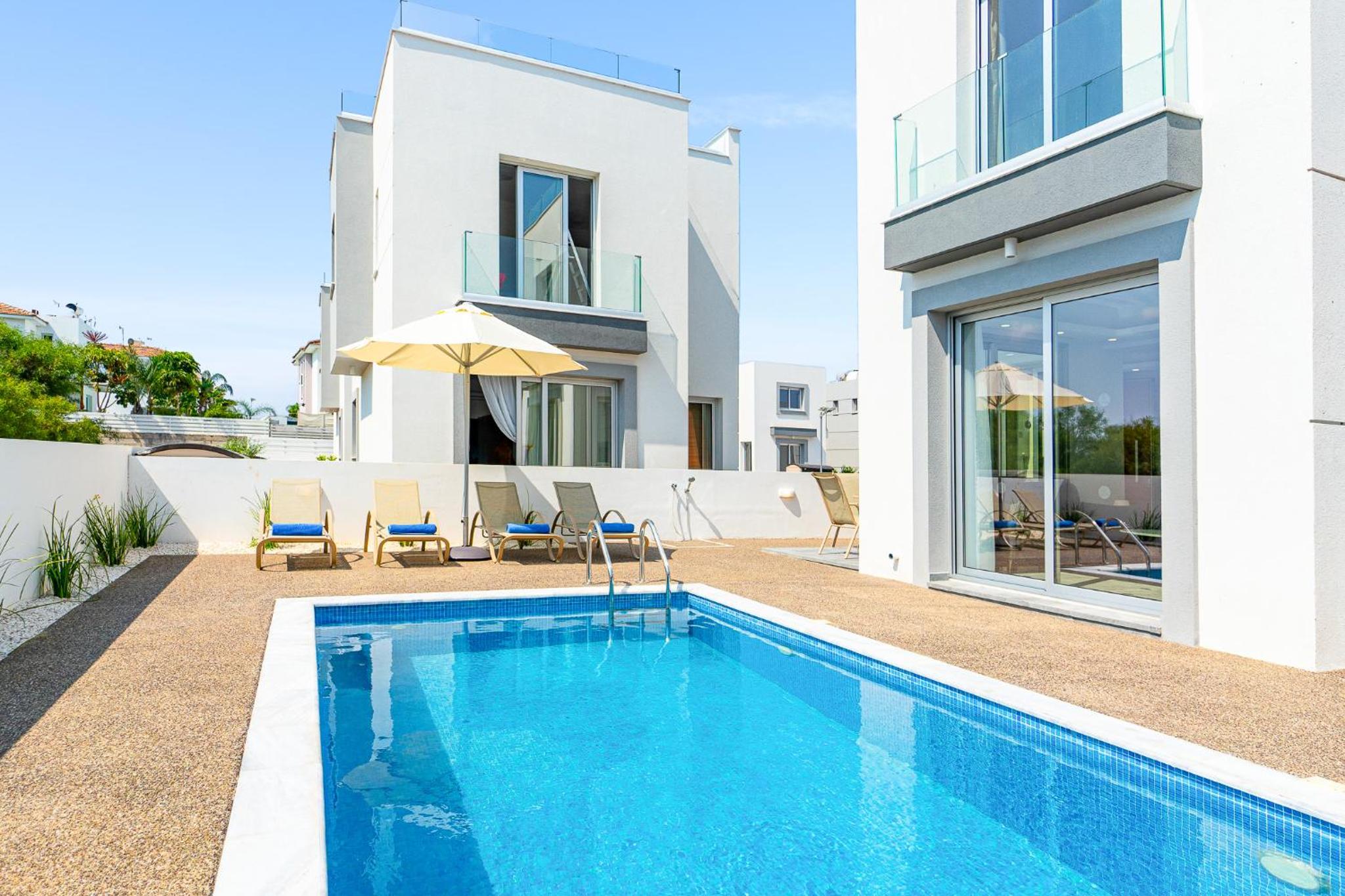 Villa Seabreeze Chloe by Ezoria Villas