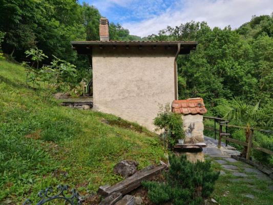 Kleines idyllisches & freistehendes 2 Zimmer Rustico mit 500m2 Umschwung