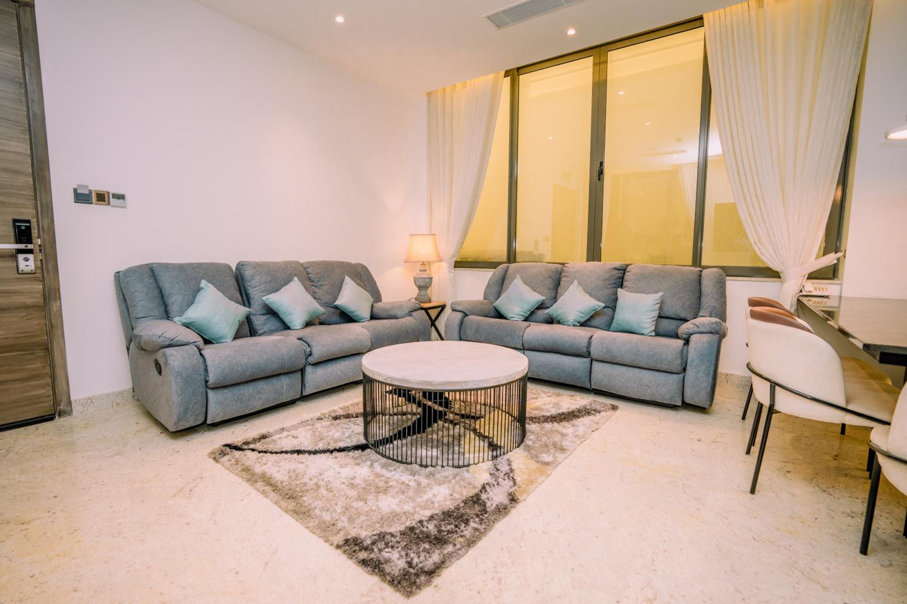 CDCI Business Suites Nugegoda