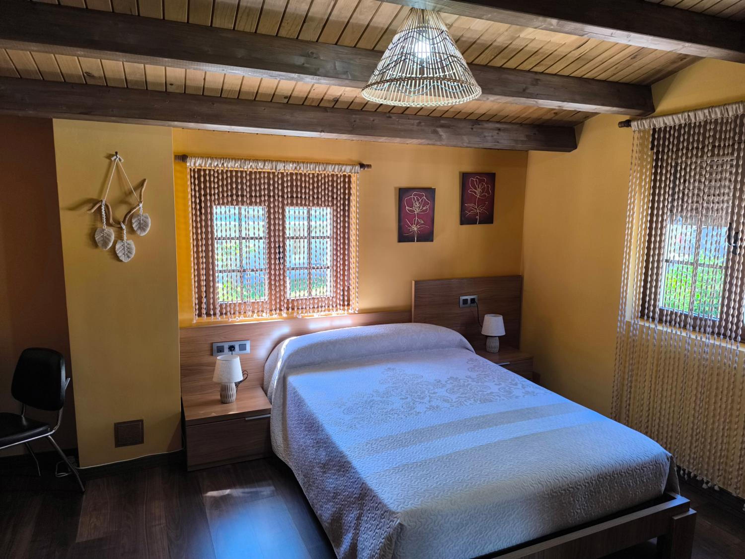 Casa Miravalles Fornela