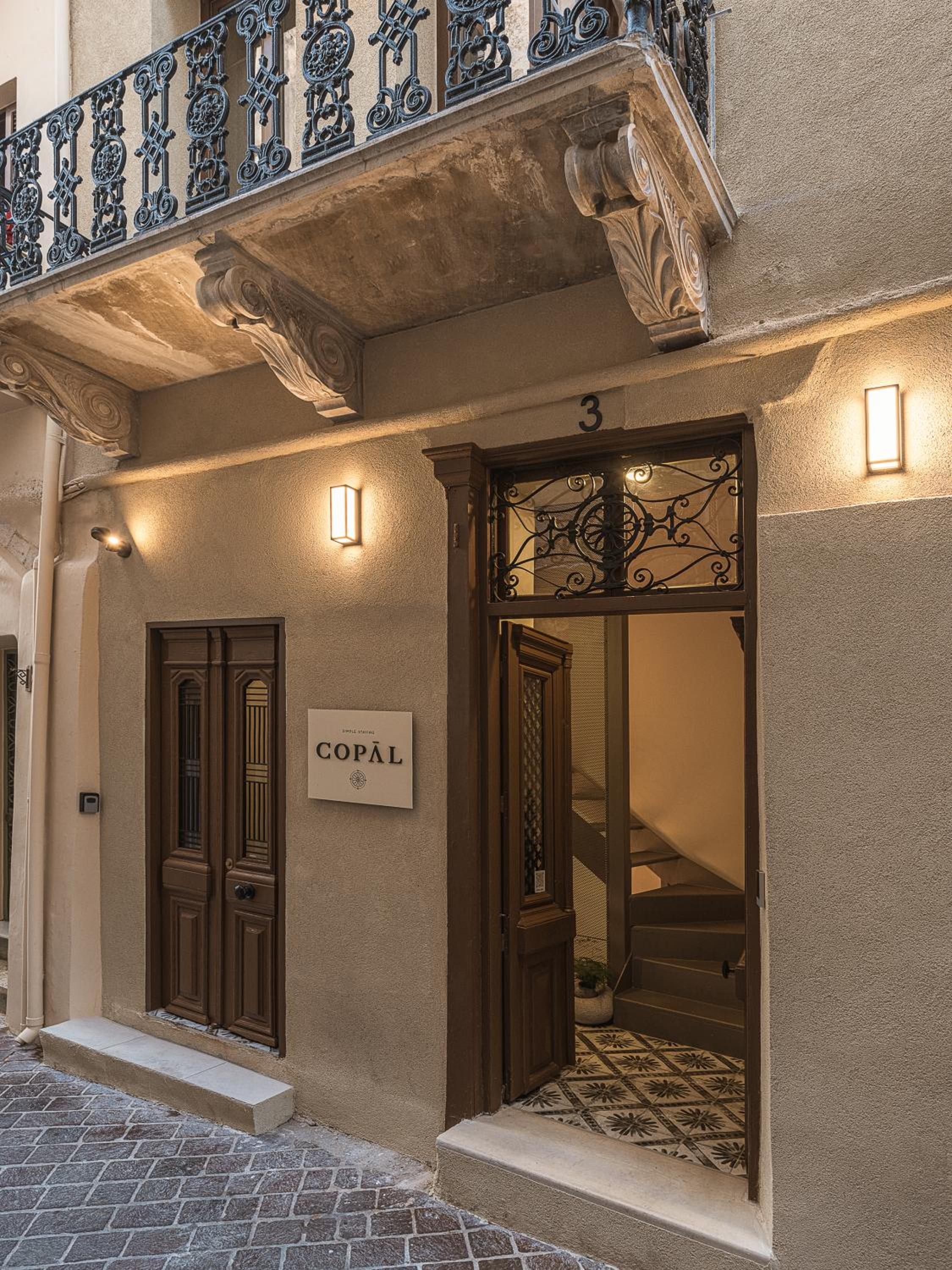 Copal Simple Staying