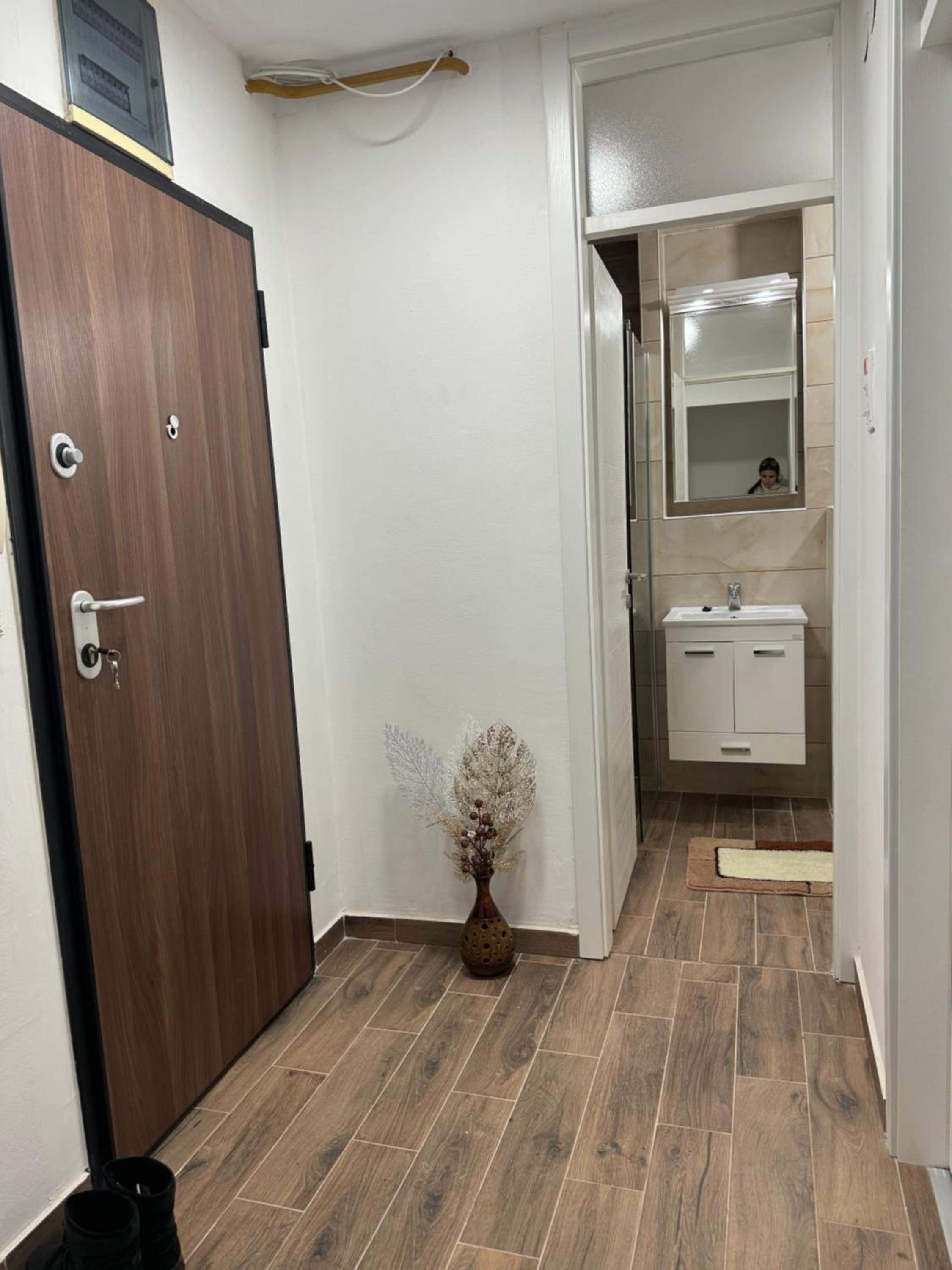 Sany Apartment