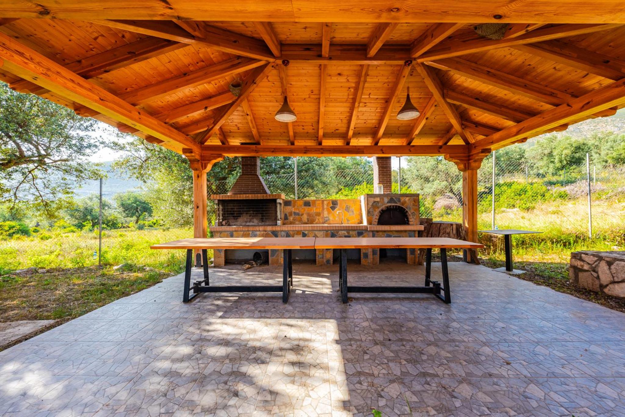 Siar The Large Villa by PikHost