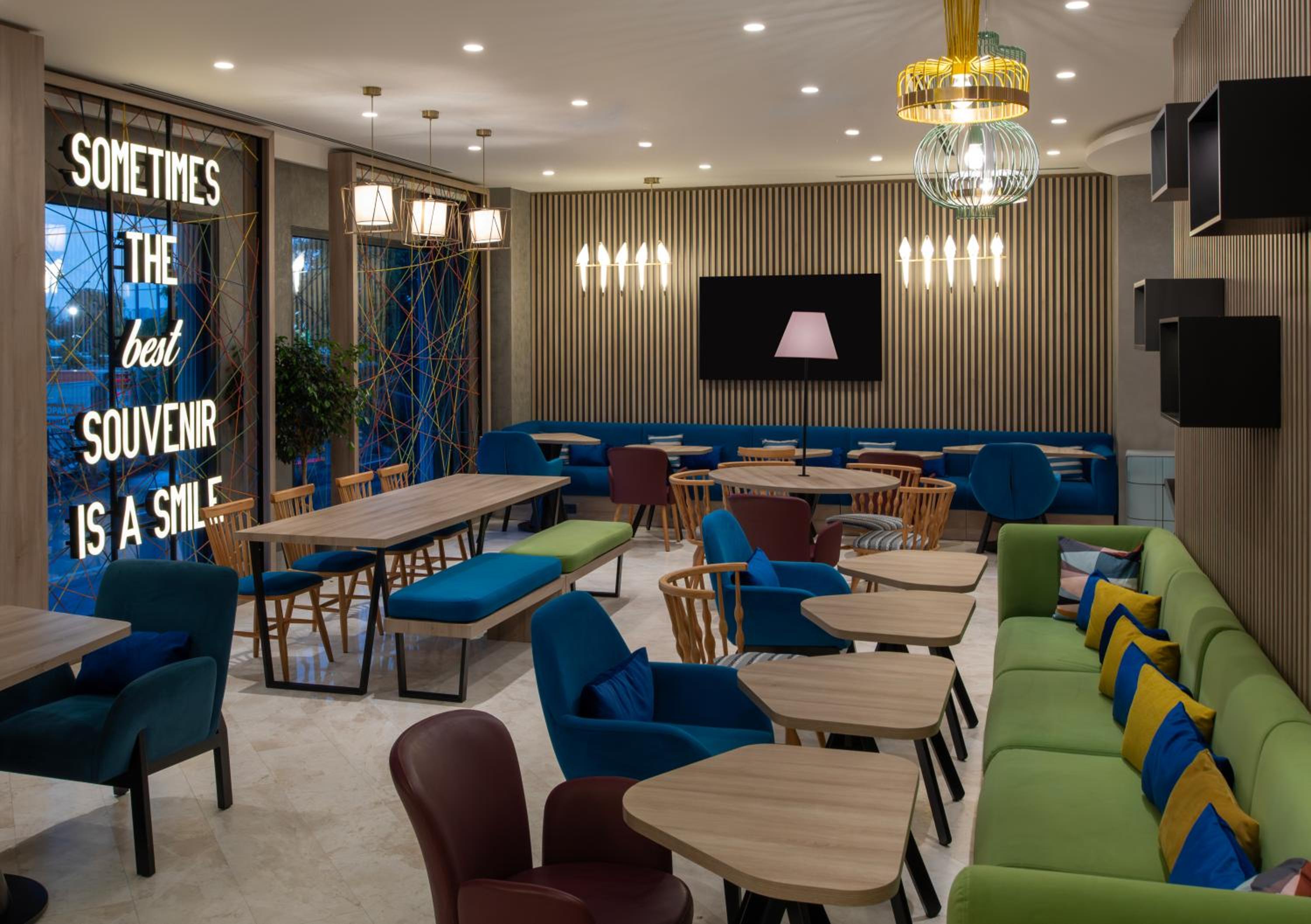 Hampton By Hilton Istanbul Merter - Image 18