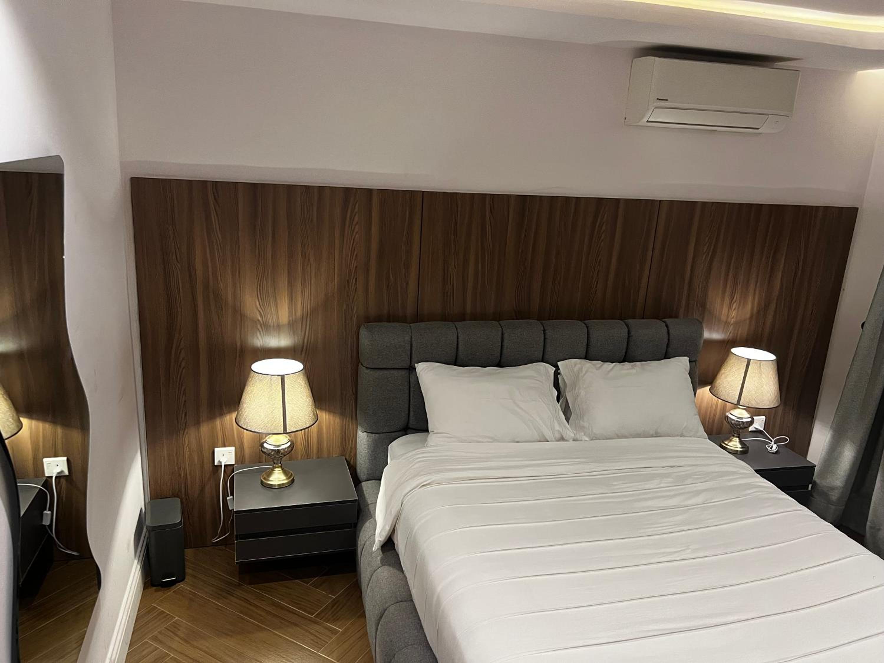 Luxury 3 Bedroom Apartment in ikoyi view 2