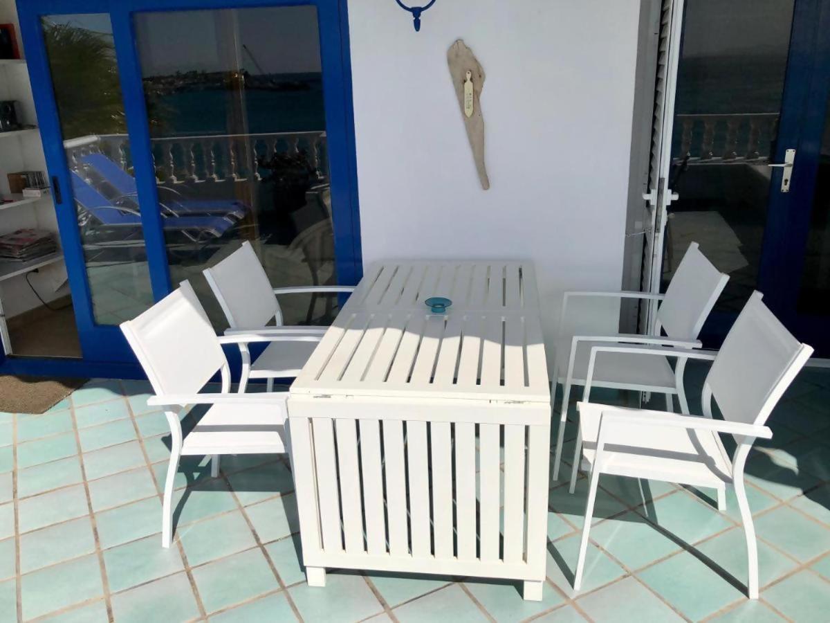 La Paloma Blanca - The White Dove view 2