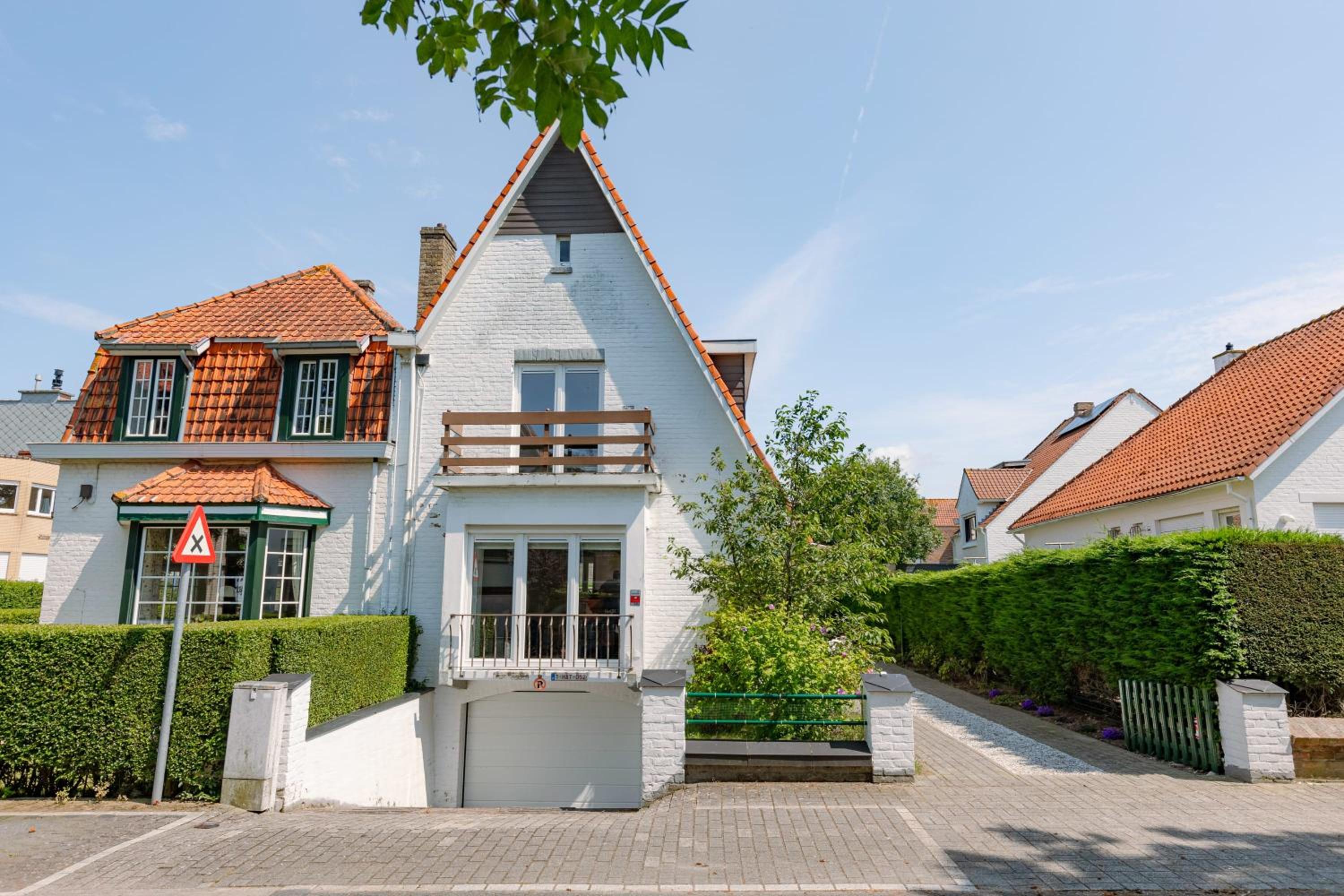 Charming sea-side holiday villa in Koksijde