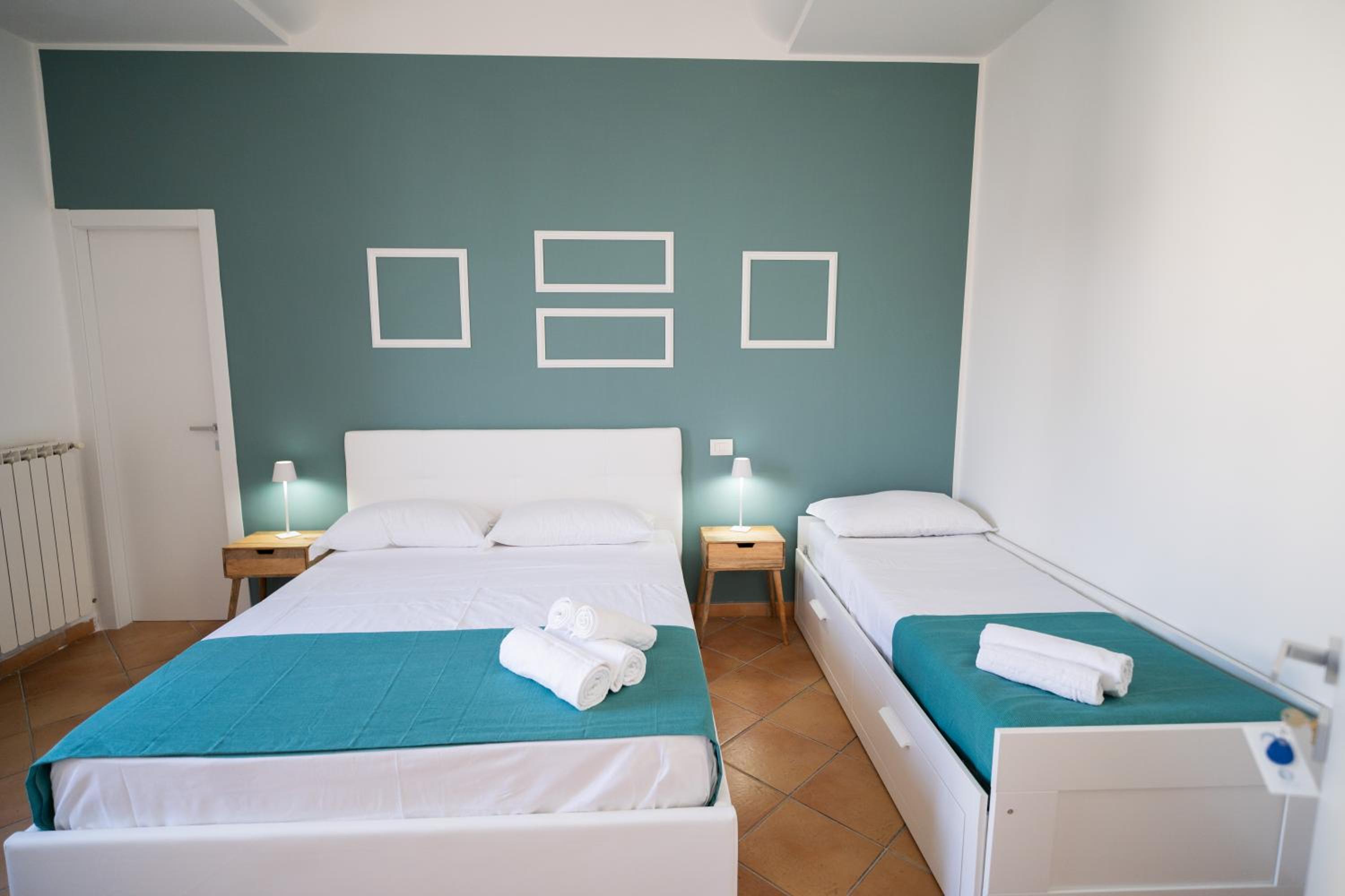 Morant Guest Room