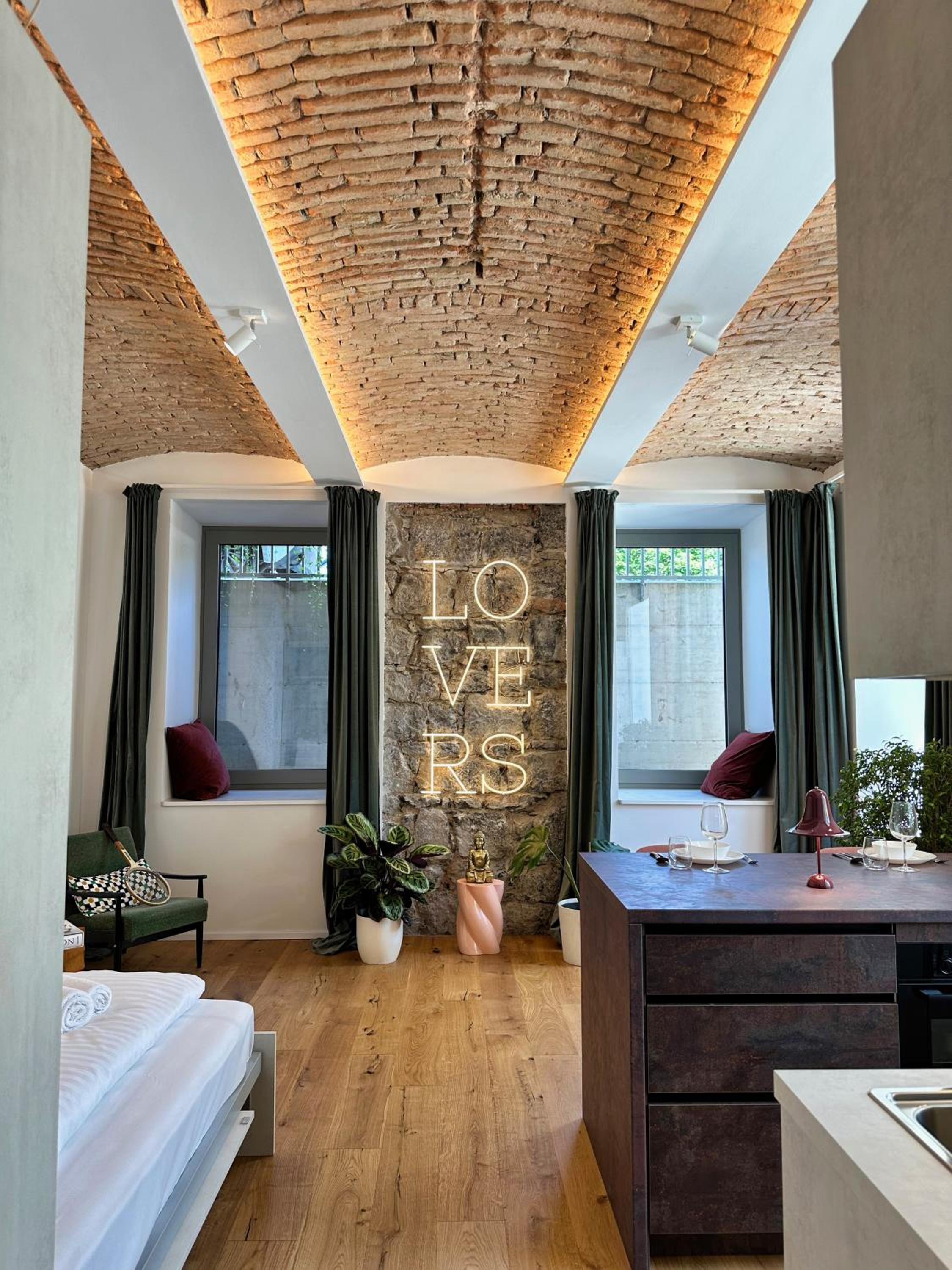 Penthouse Apartment - Garden Residence