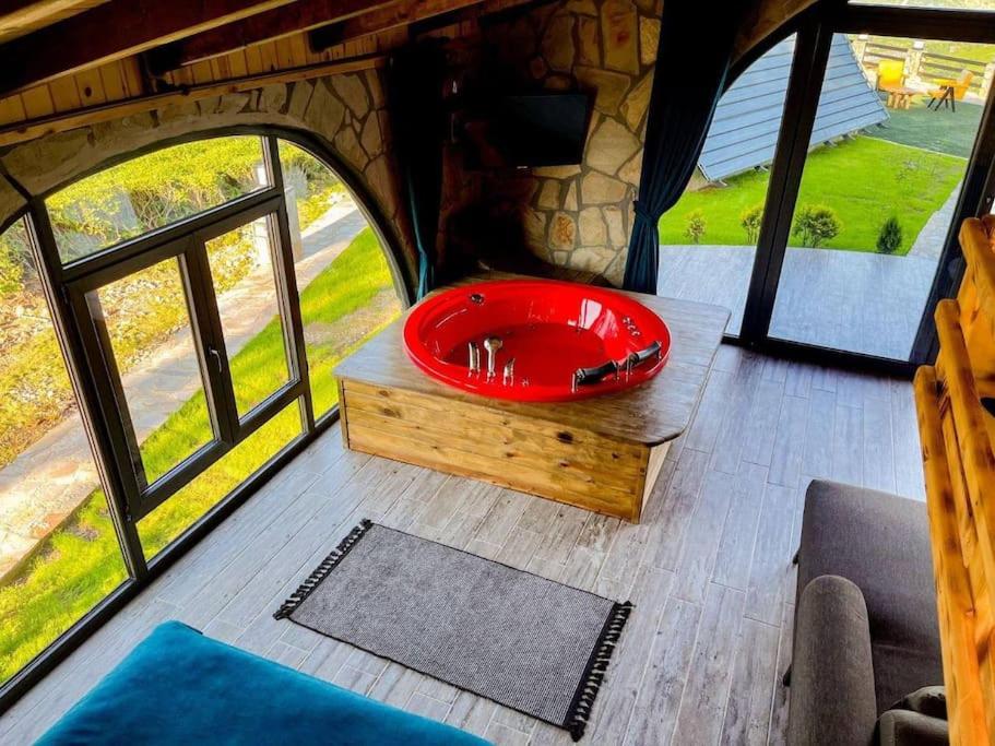 Tuta Bungalov view 2