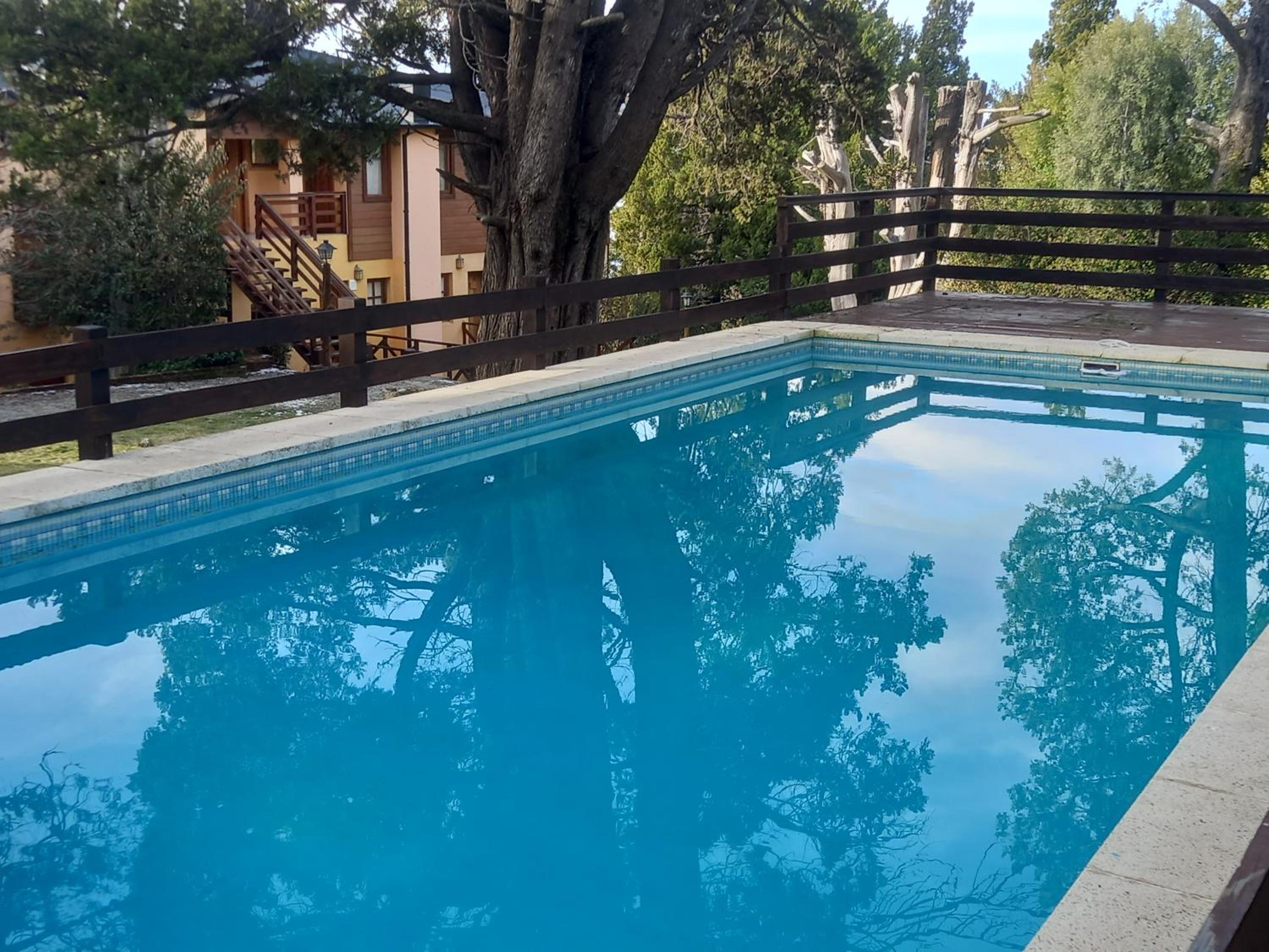 Departamento con pileta climatizada