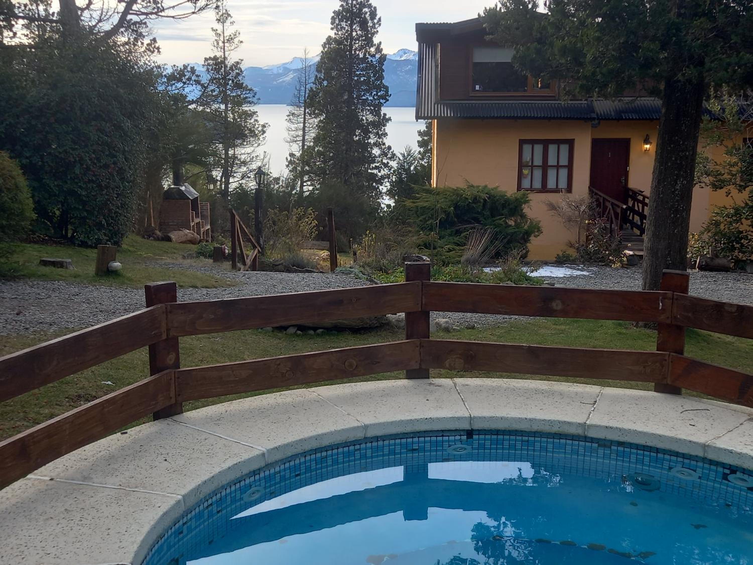 Departamento con pileta climatizada