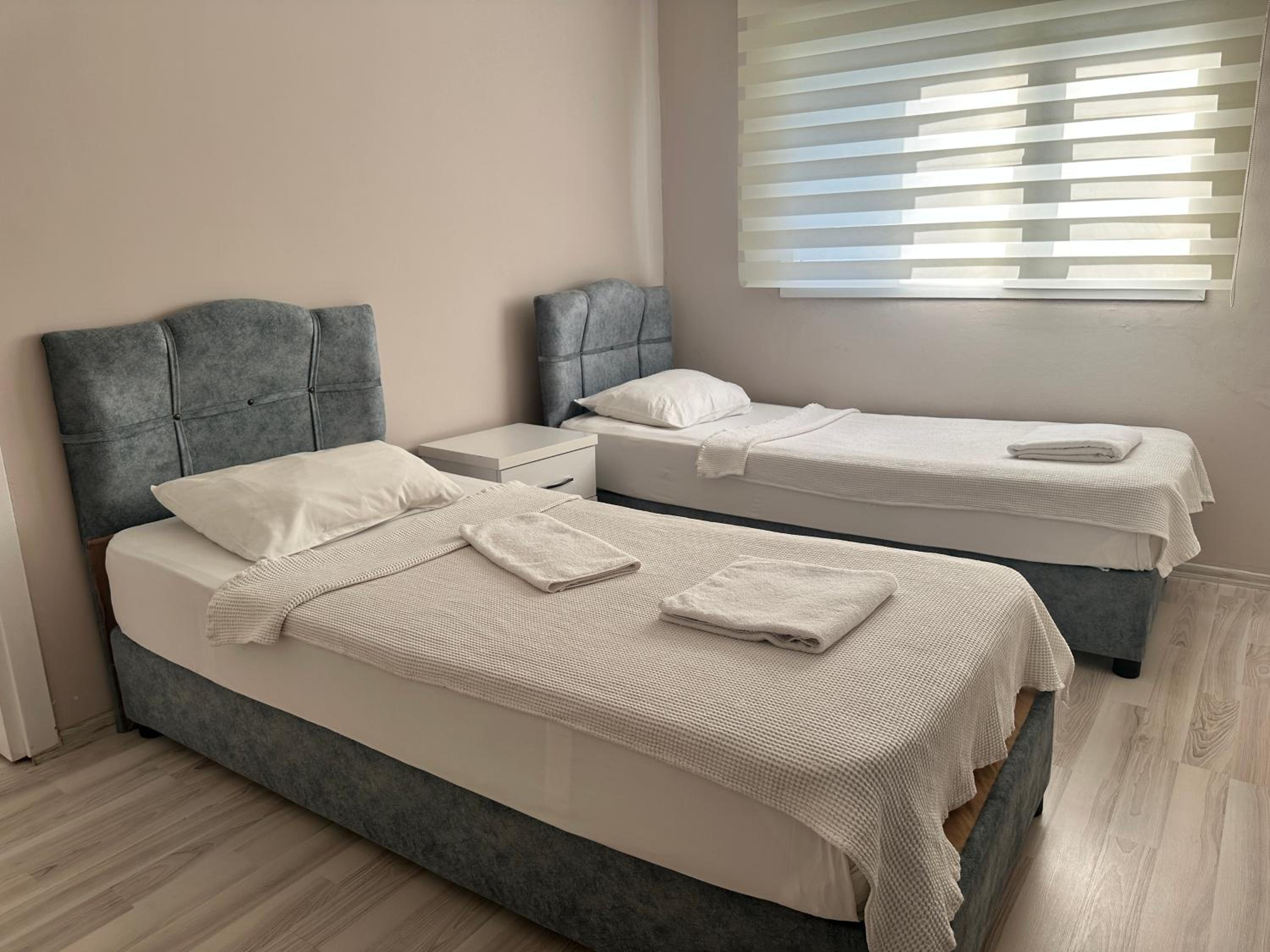 Silver Tower Residence - Image 49