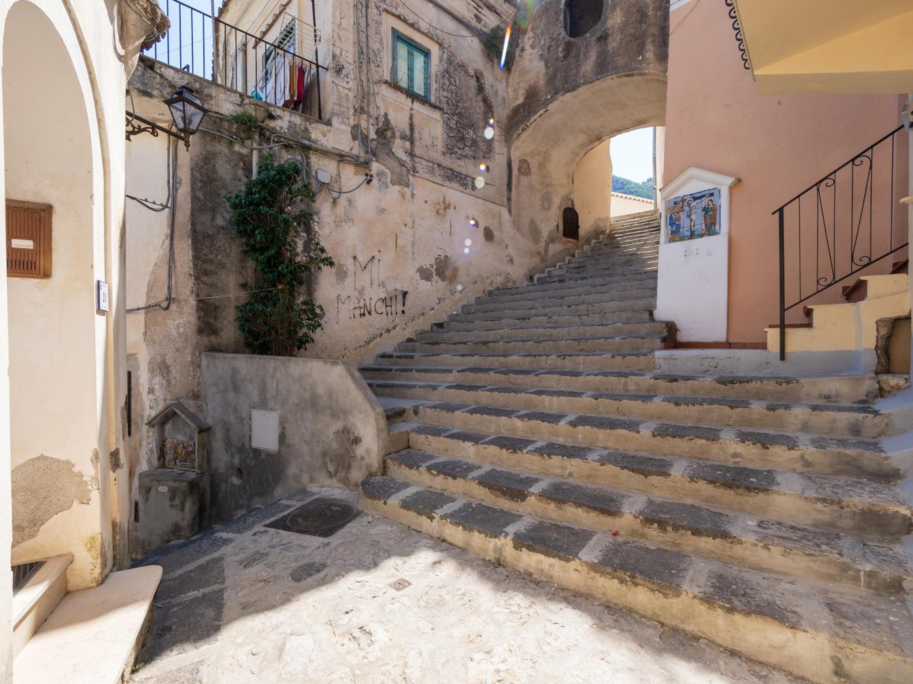 Camilla House - De Vivo Realty Positano view 4