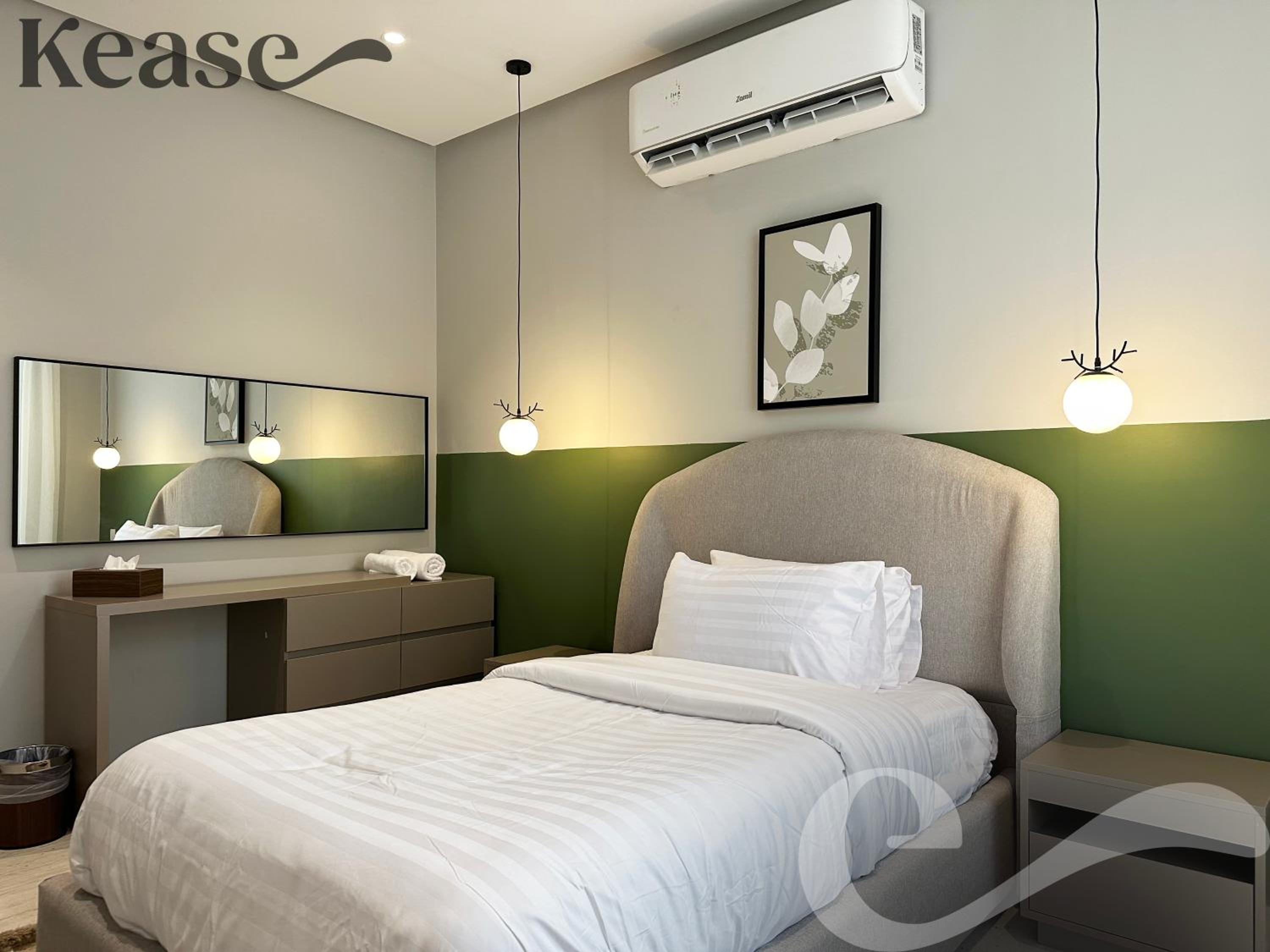 Kease Yasmin S-11 Royal Touch Balcony GZ81