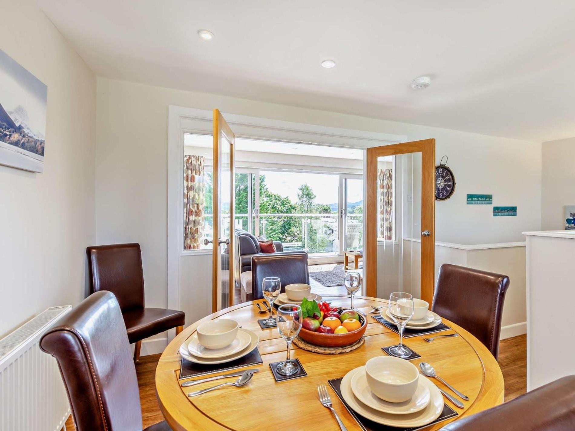 2 Bed in Bowness-on-Windermere SZ477 view 5