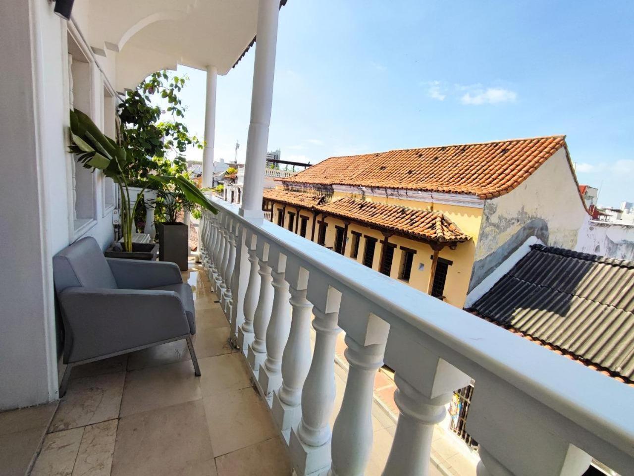 Capitel Hostel