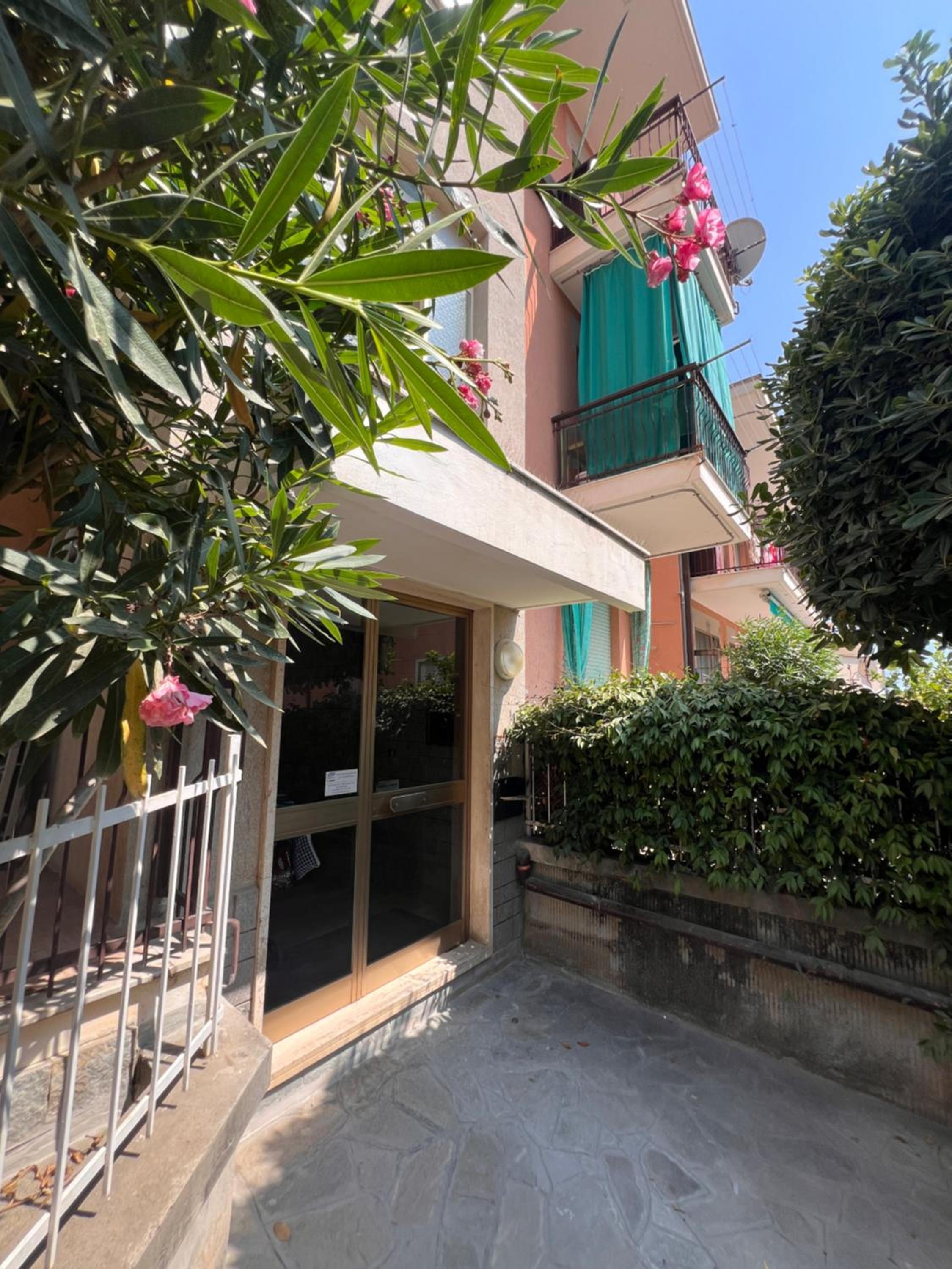 La Terrazza - Riviera-Holiday view 5