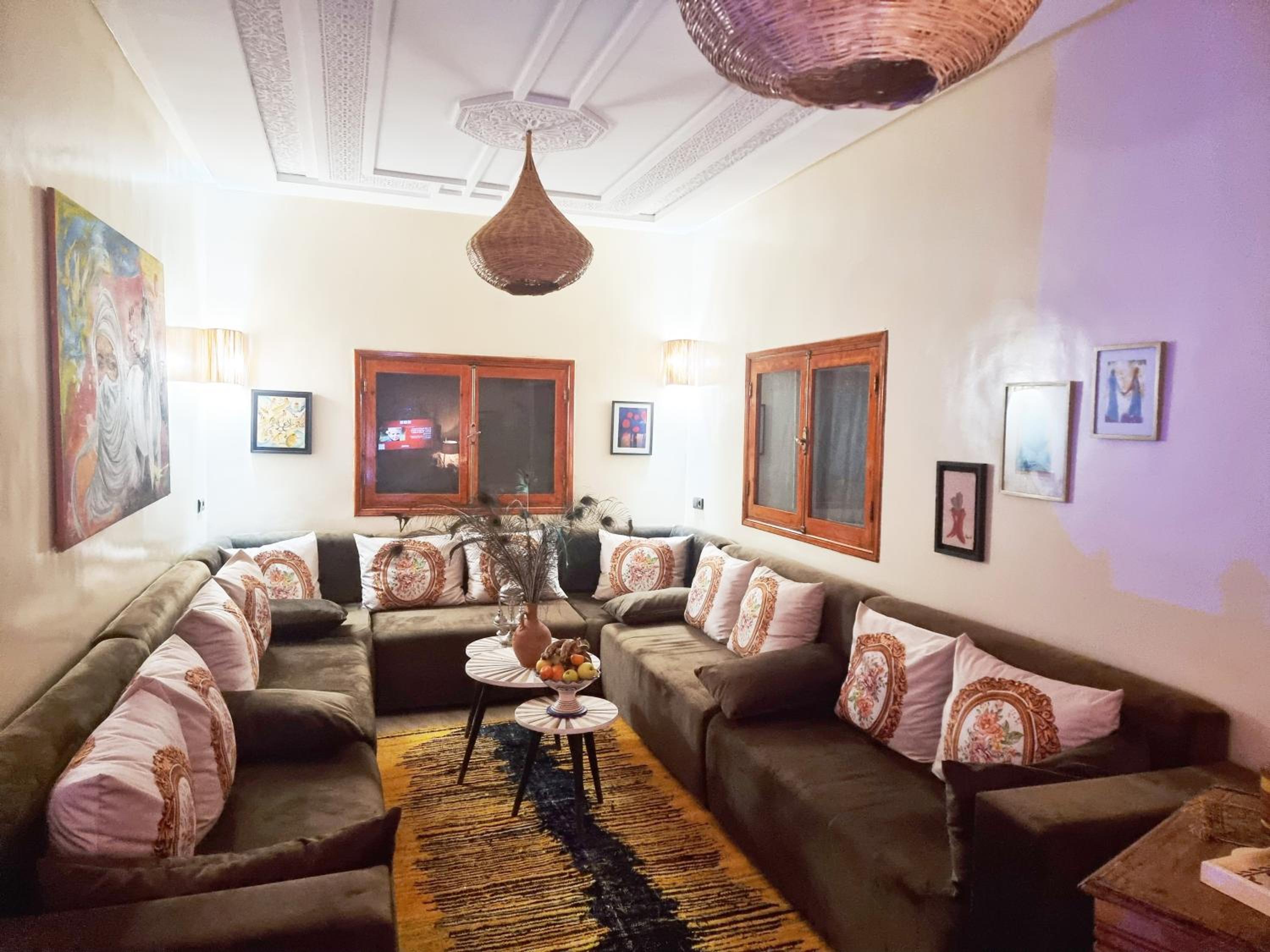 lounge