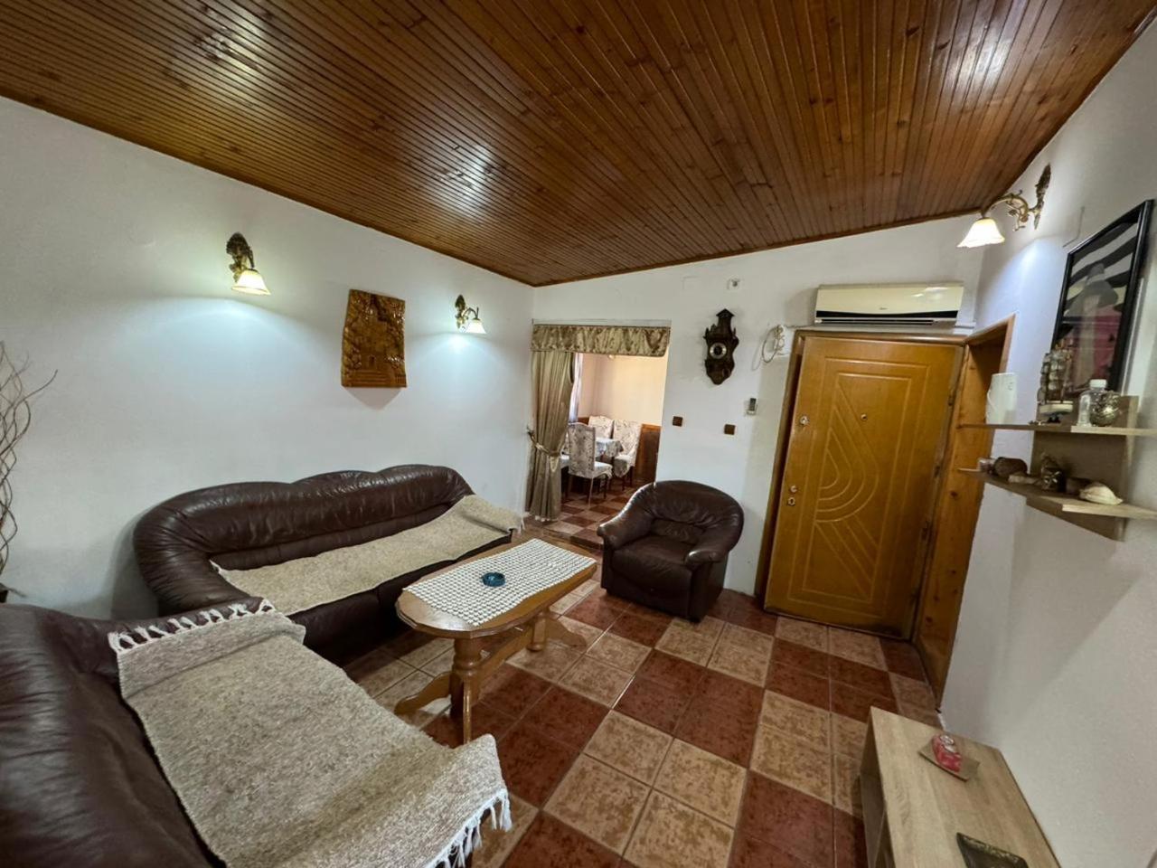 Vlado apartments